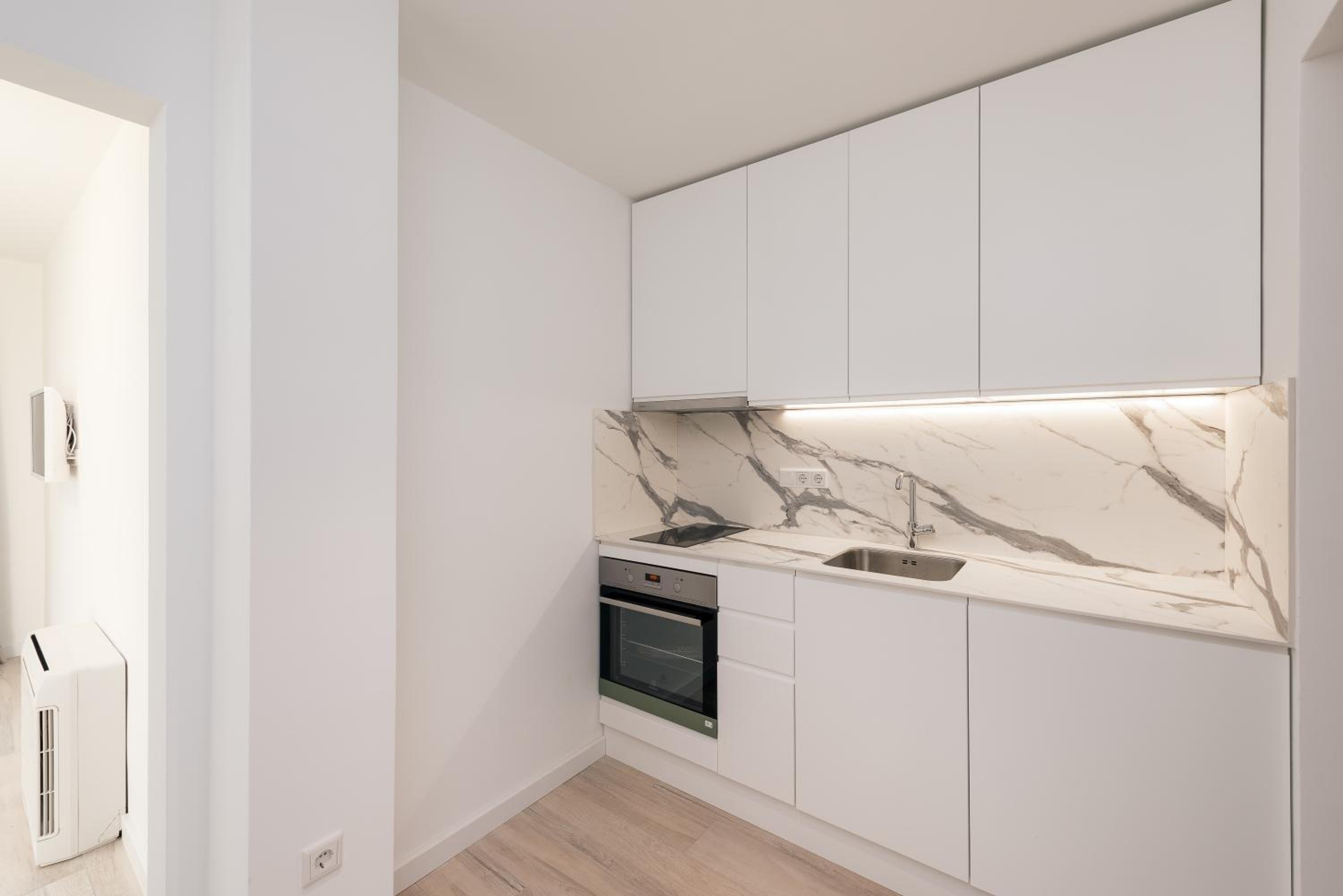 Luxury Apartments Promajna