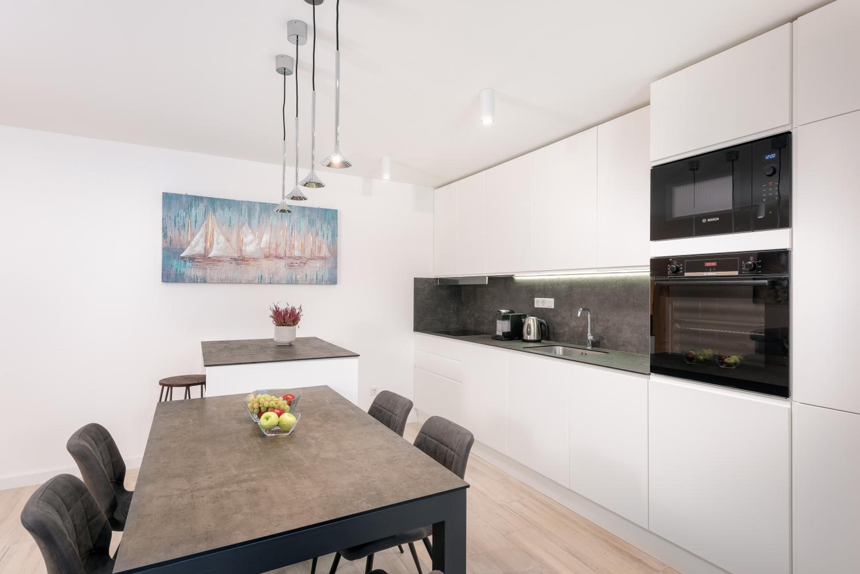 Luxury Apartments Promajna