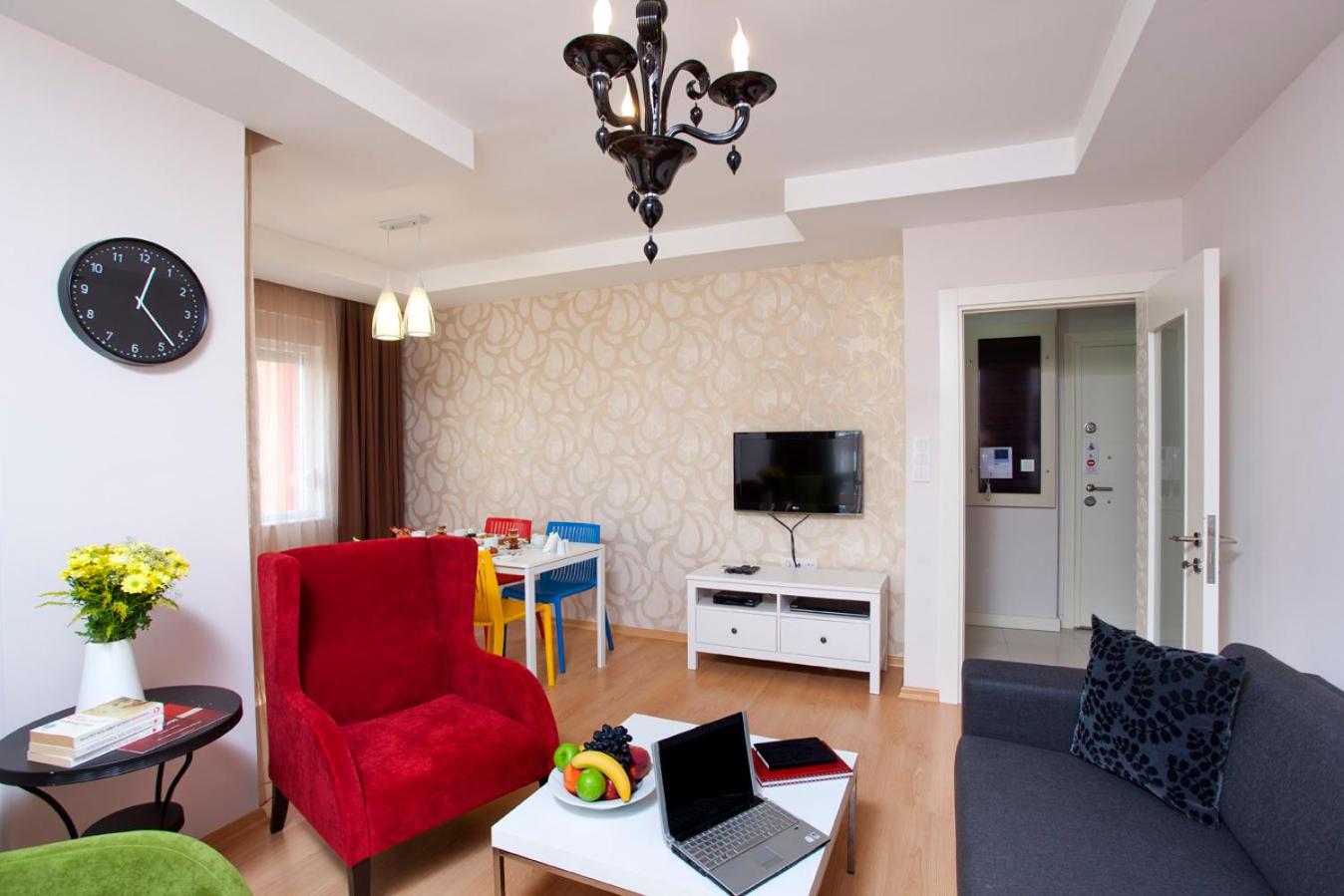 The Room Hotel & Apartments - Image 7