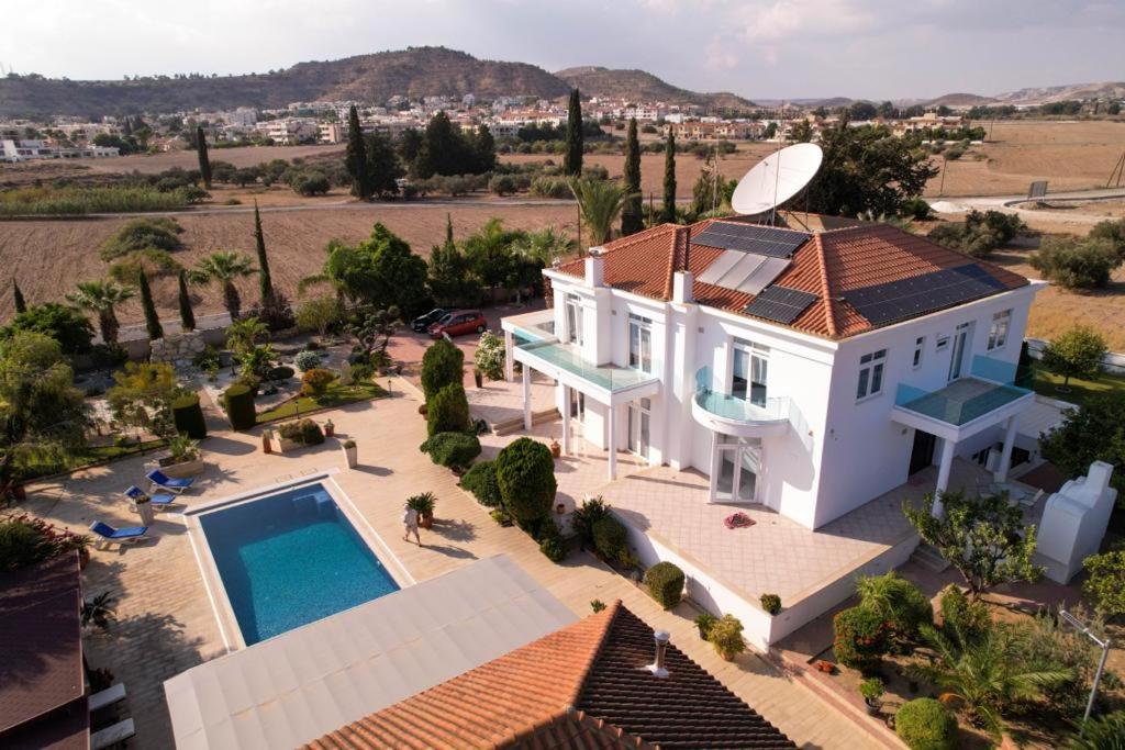 The Residence, Oroklini