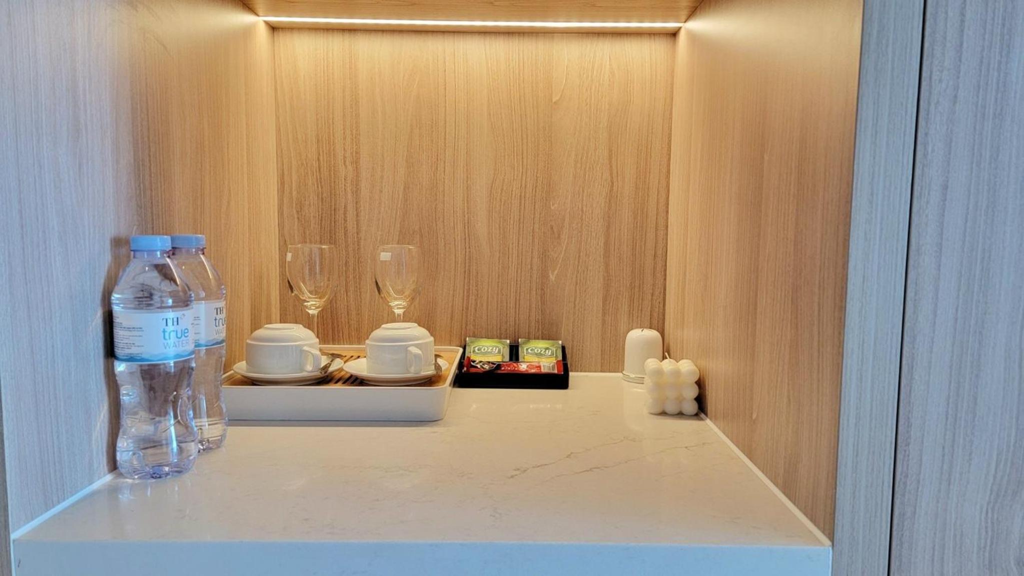 Luxury Waterfront A La Carte Residence