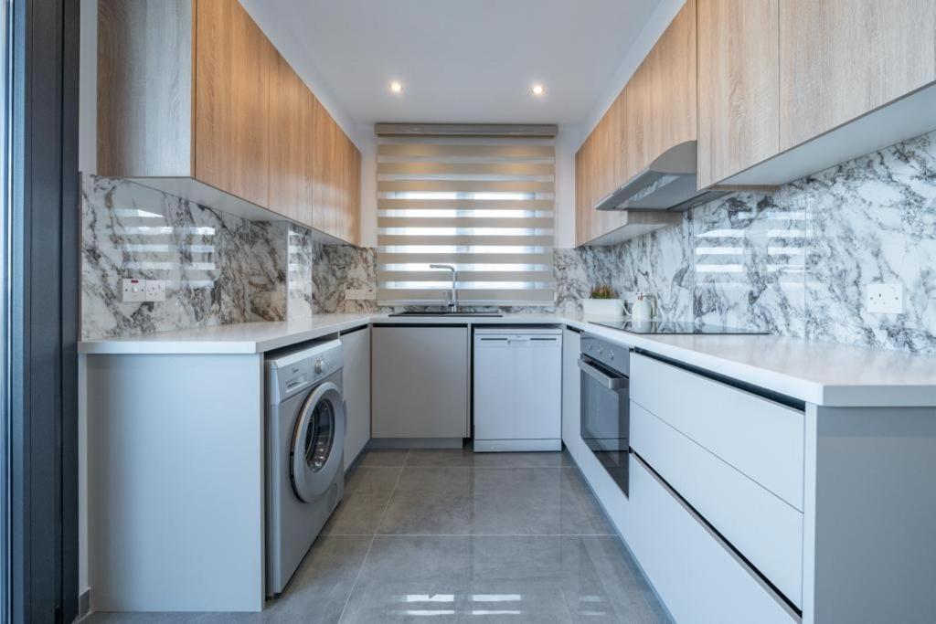 Stavri De'Lux Apartment