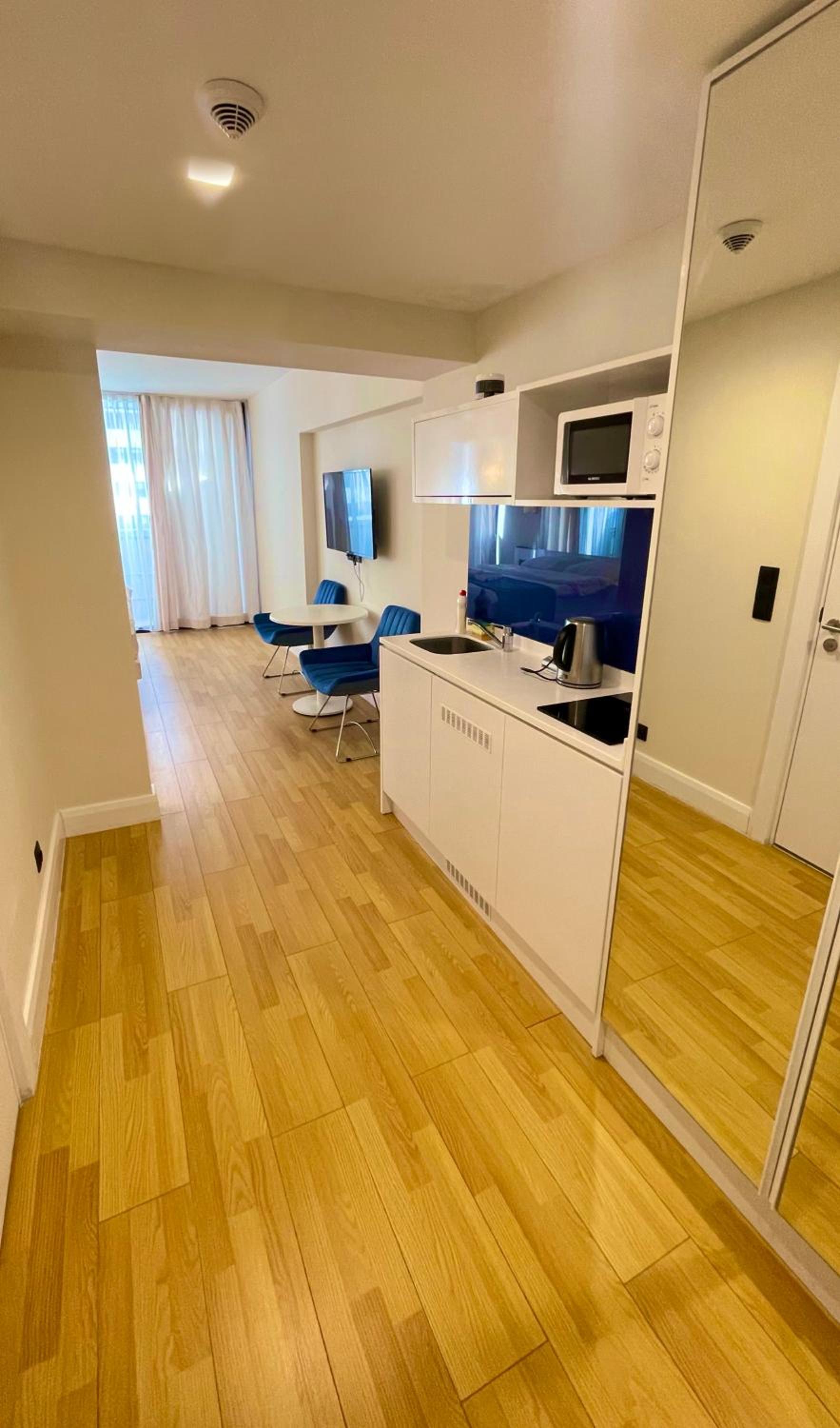 Orbi City Tower Luxury Towers view 4