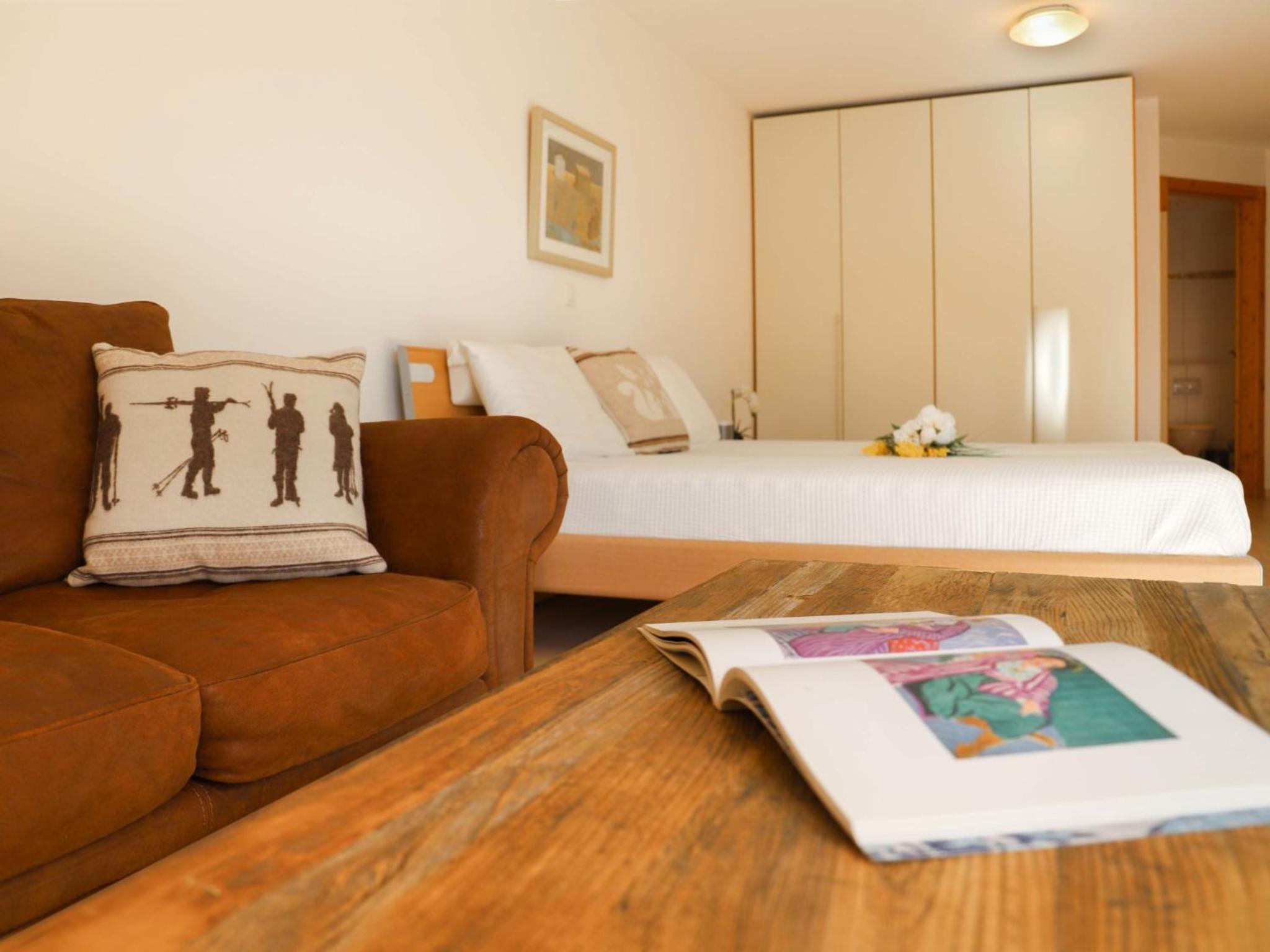 Apartment Les Cîmes 8 by Interhome