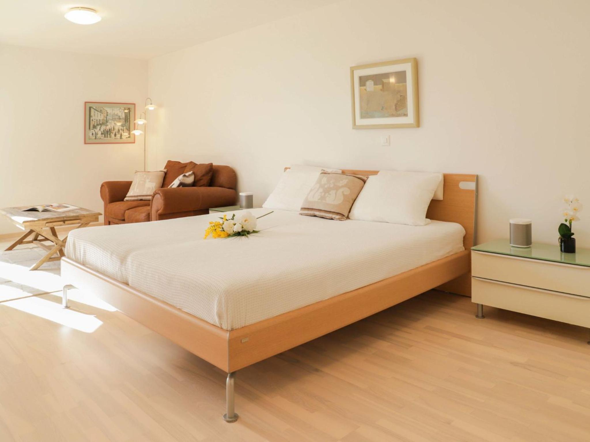 Apartment Les Cîmes 8 by Interhome