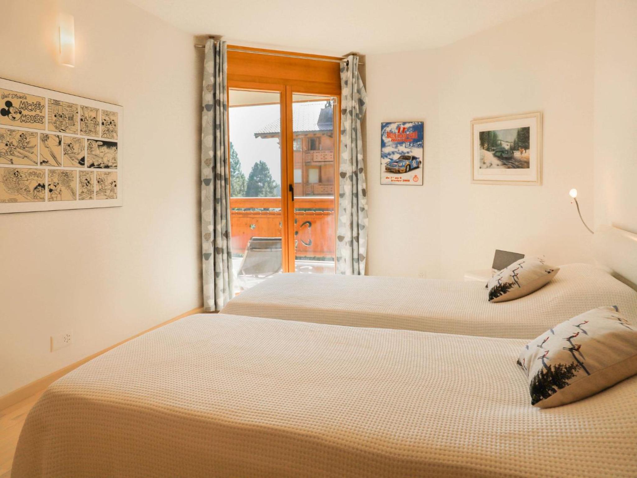 Apartment Les Cîmes 8 by Interhome