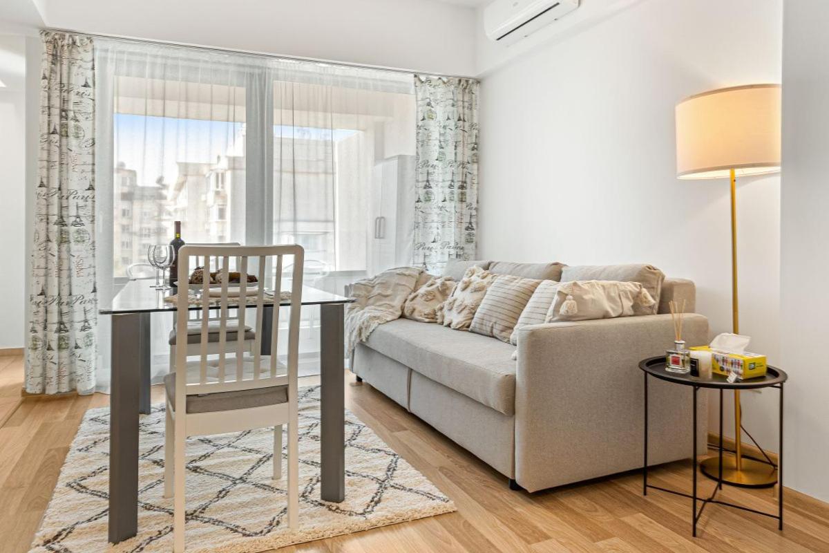 Unirii Plaza Apartment view 5