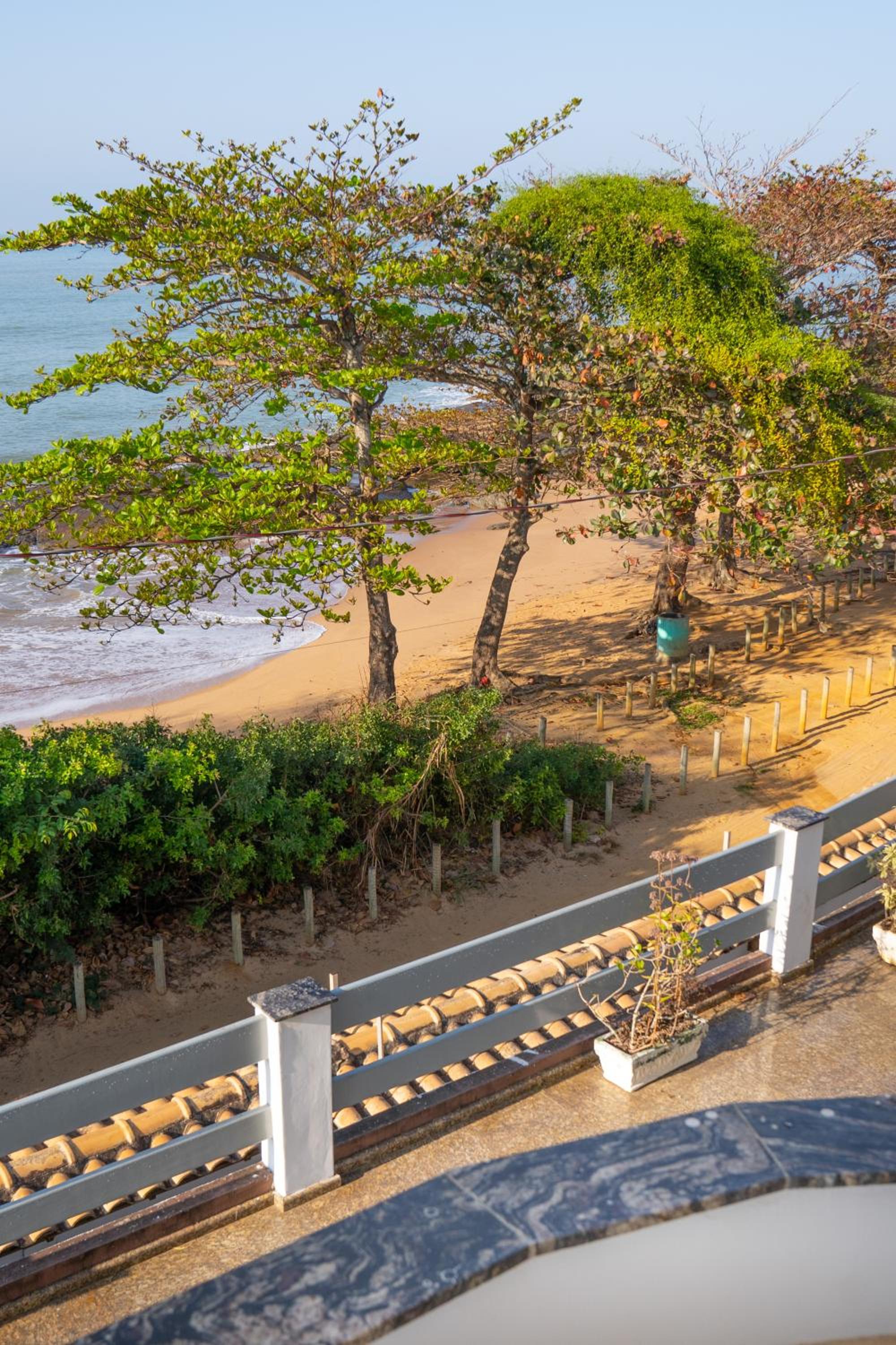 Casa de 850m2 e piscina na Praia de Santa Helena.
