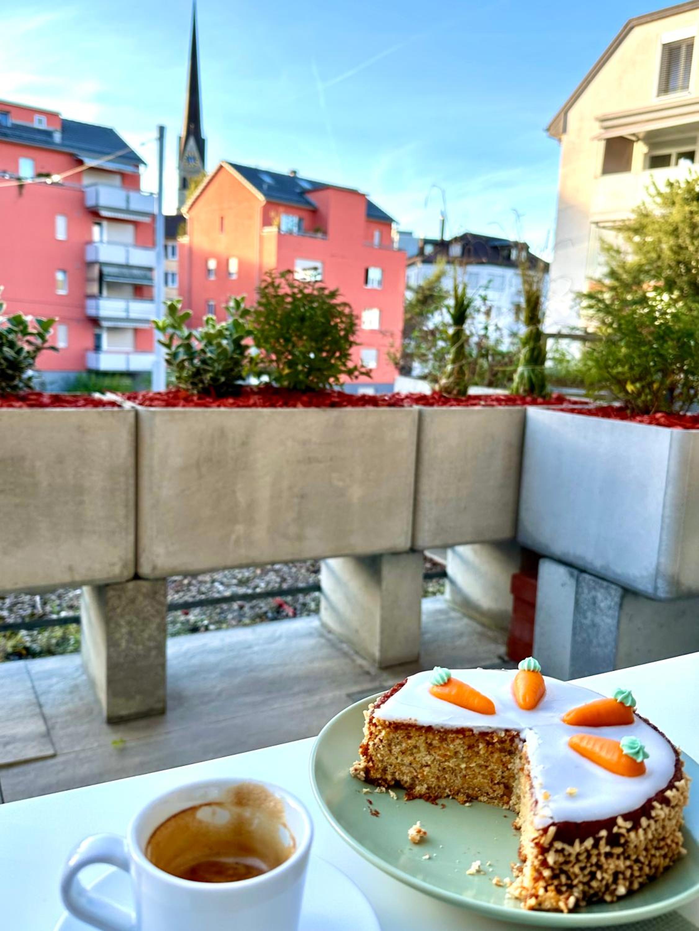 New Studio with Sunny Terrace & Air Condition
