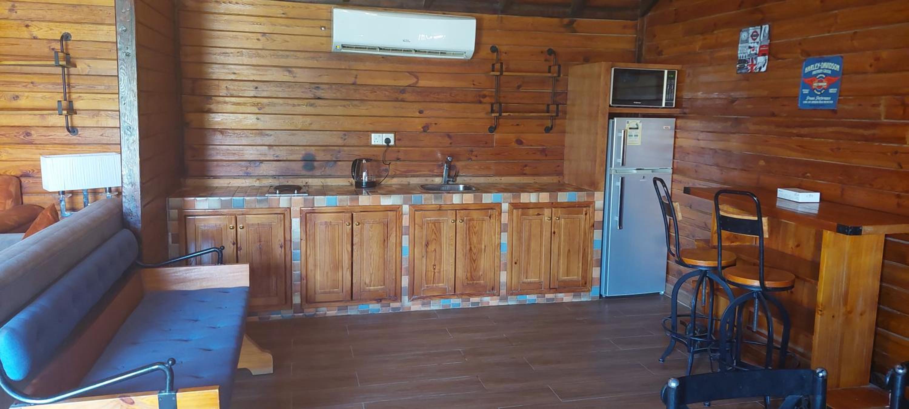 Tola Holiday House Al Rimal