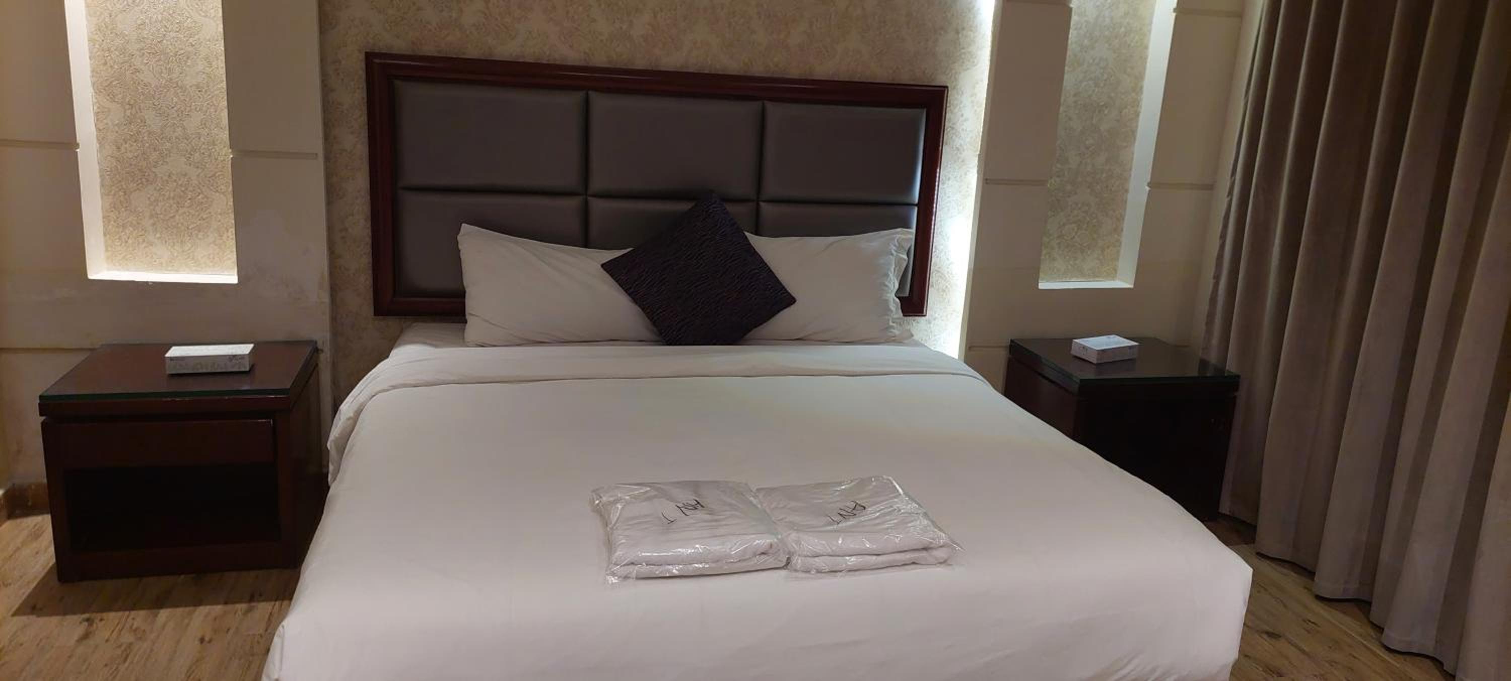 Tola Holiday House Al Rimal