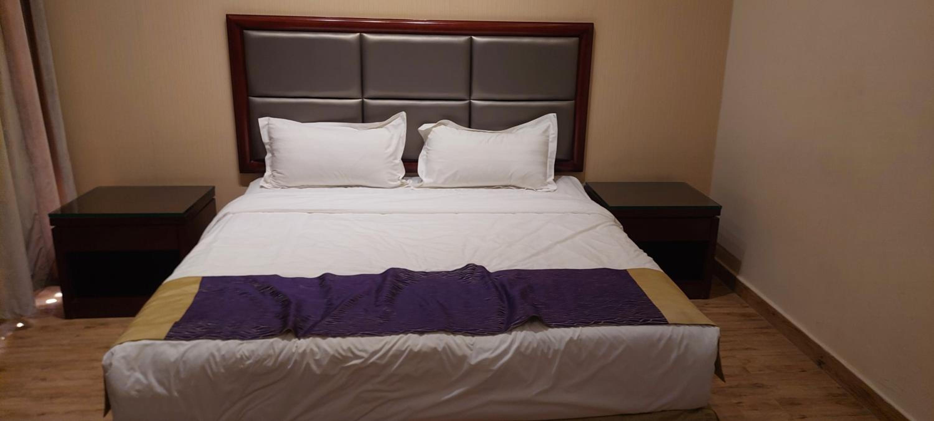 Tola Holiday House Al Rimal