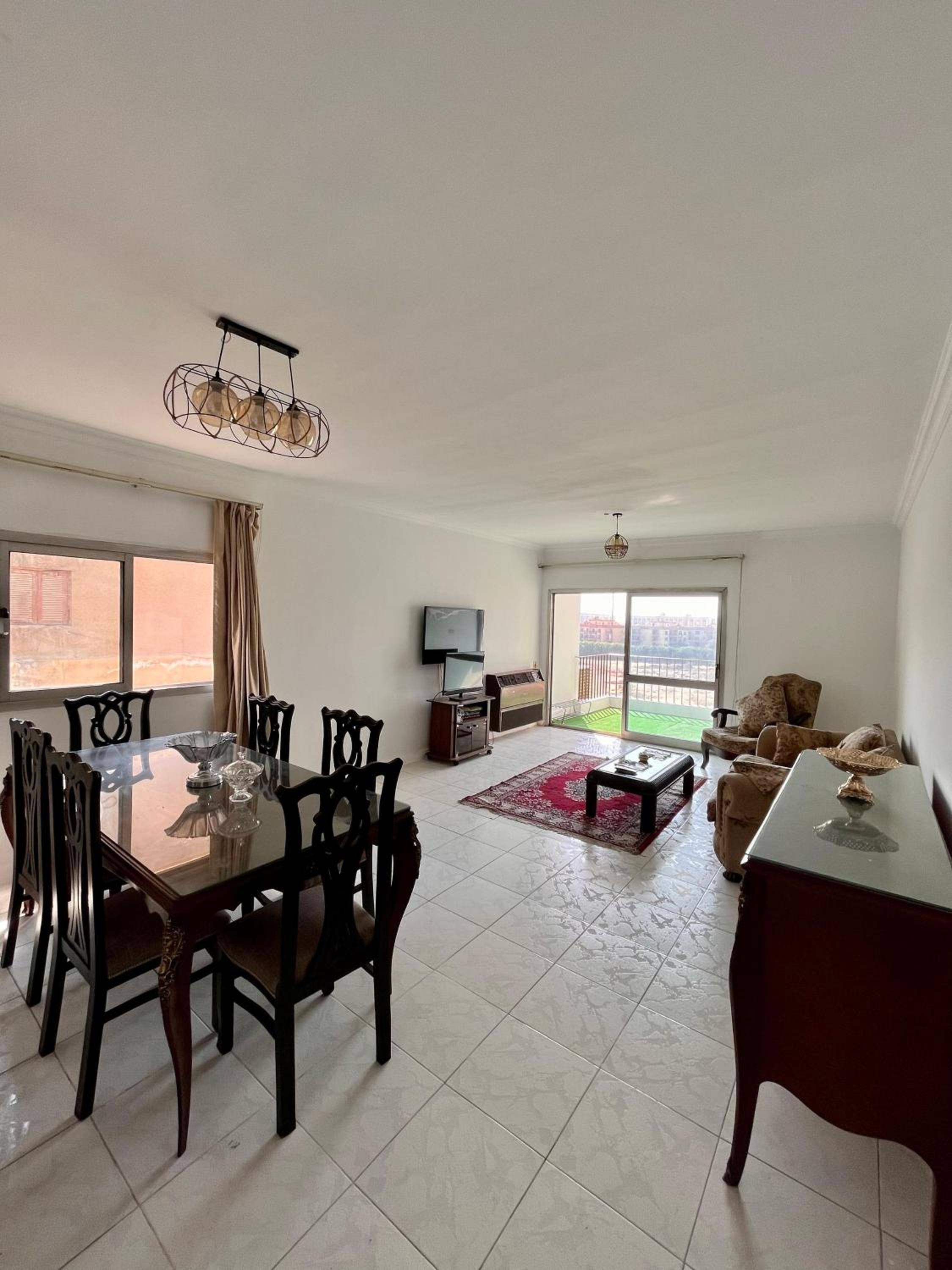 Cozy Modern Apartment in Prime Maadi