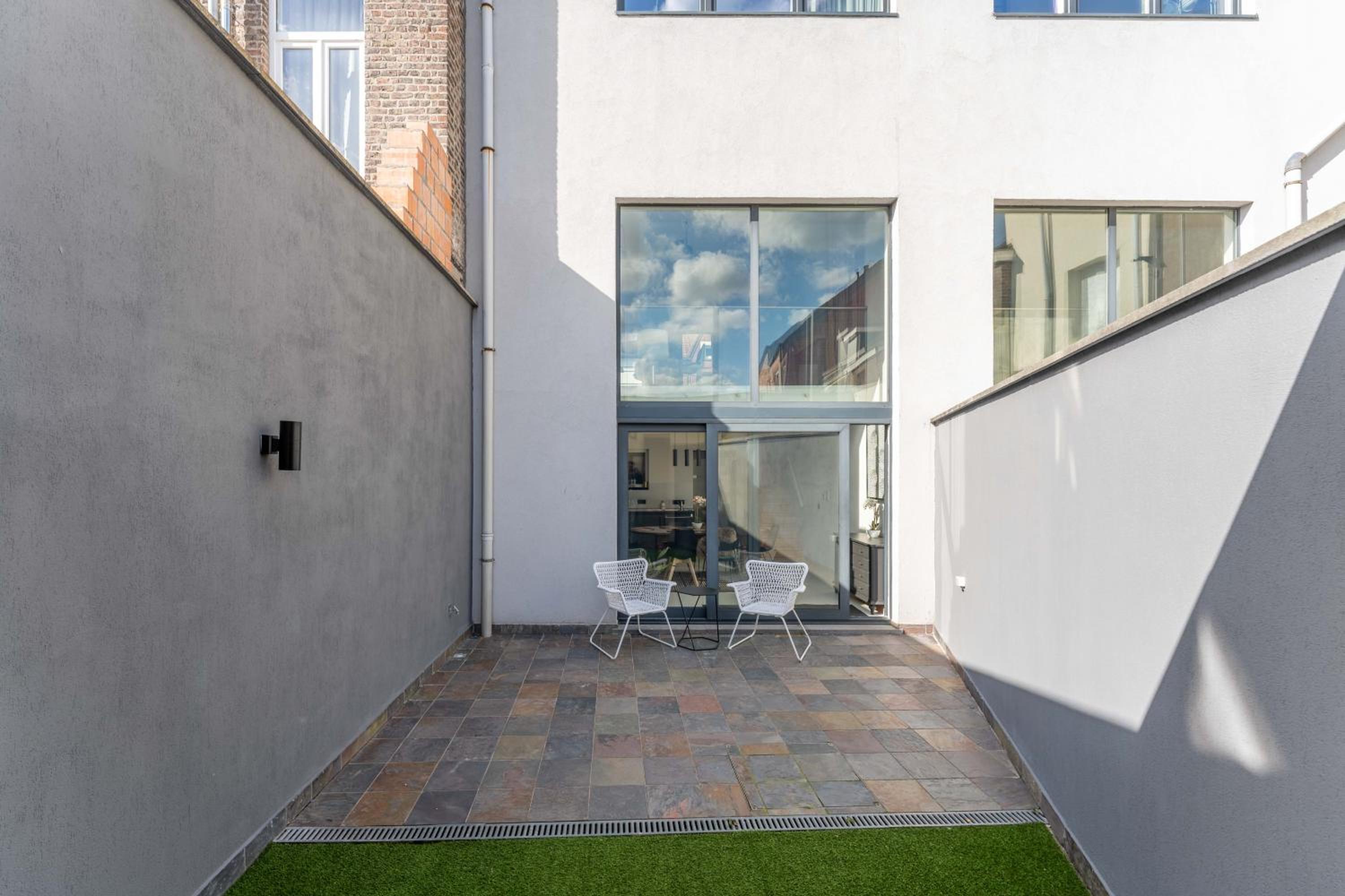 Cosy & Spacious House in Center