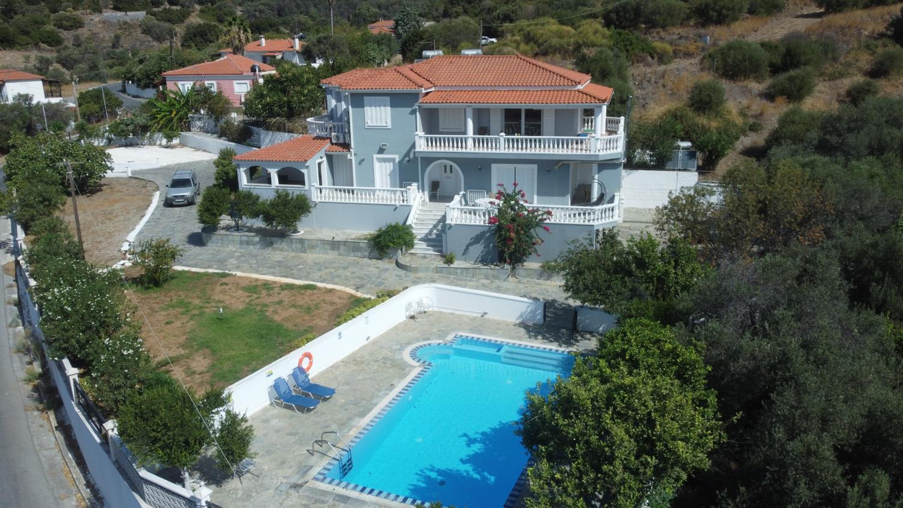 Villa Karras
