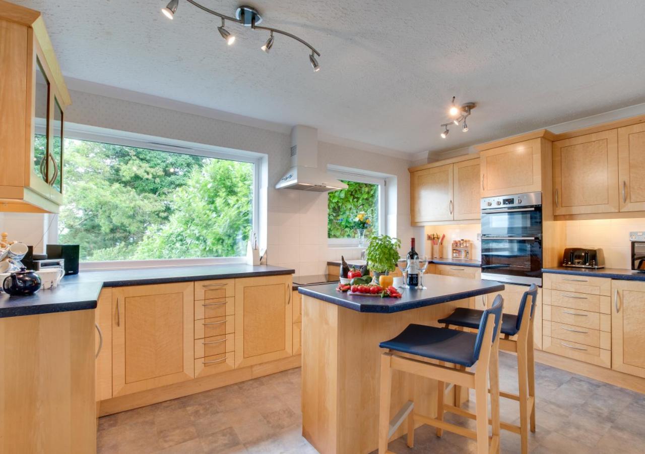 4 Bed in Kingswear oc-bc135