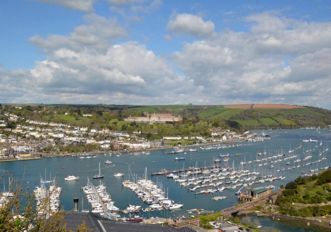 4 Bed in Kingswear oc-bc135
