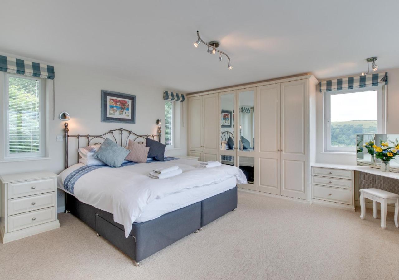4 Bed in Kingswear oc-bc135
