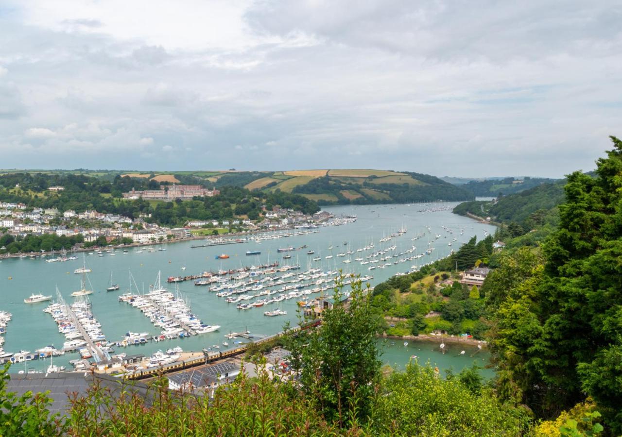 4 Bed in Kingswear oc-bc135