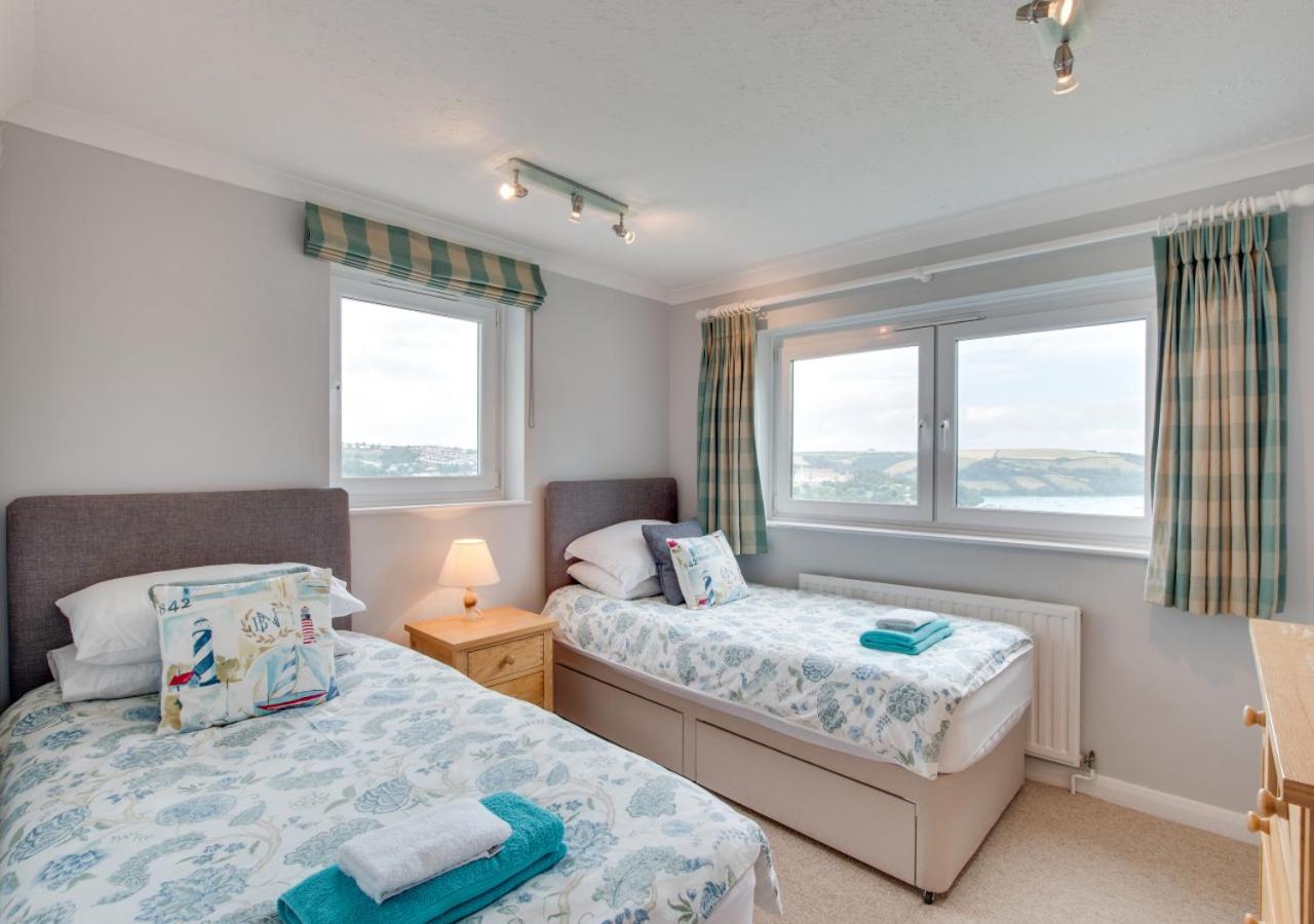 4 Bed in Kingswear oc-bc135