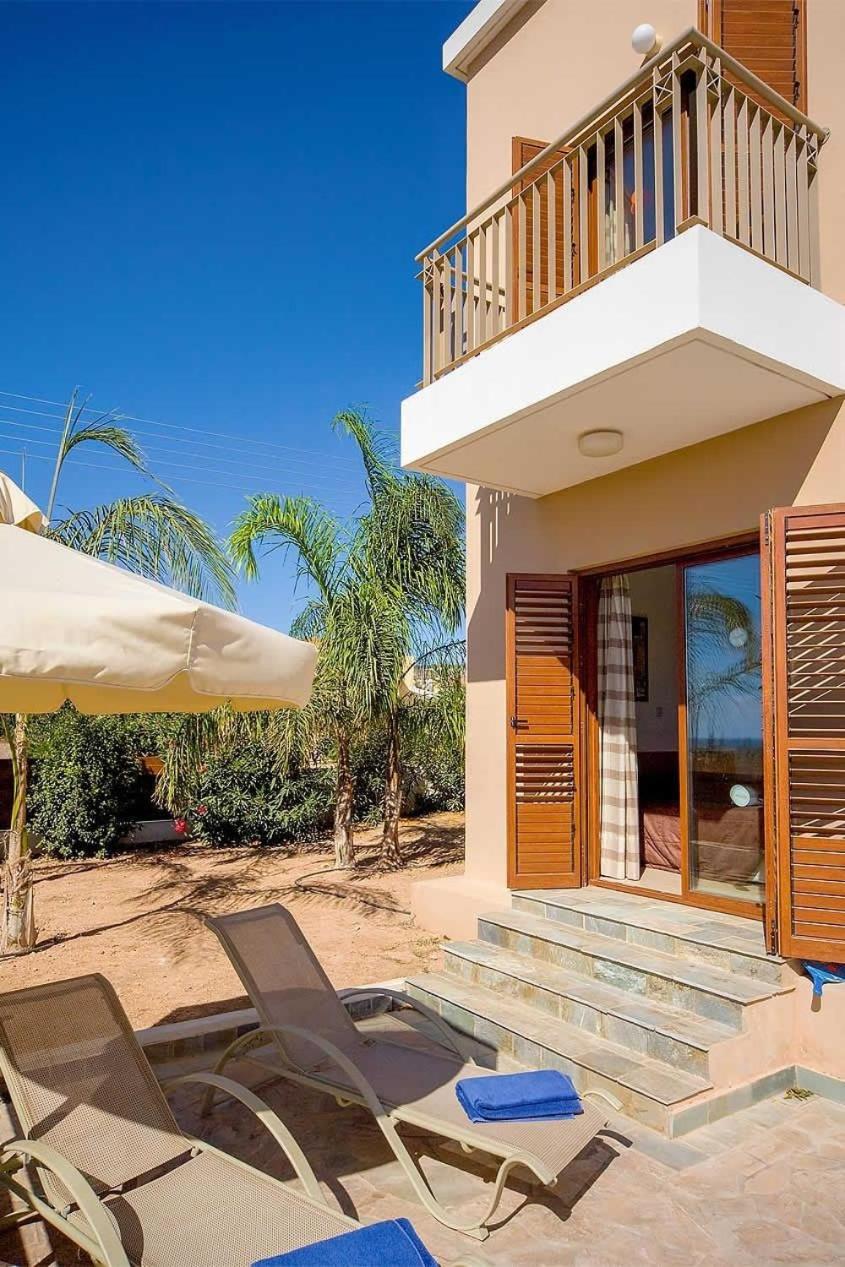 Luxury Coral Bay Villa - Villa Coral Olympus Hera - 4 Bedrooms - Private Swimming Pool - Distant SeaView
