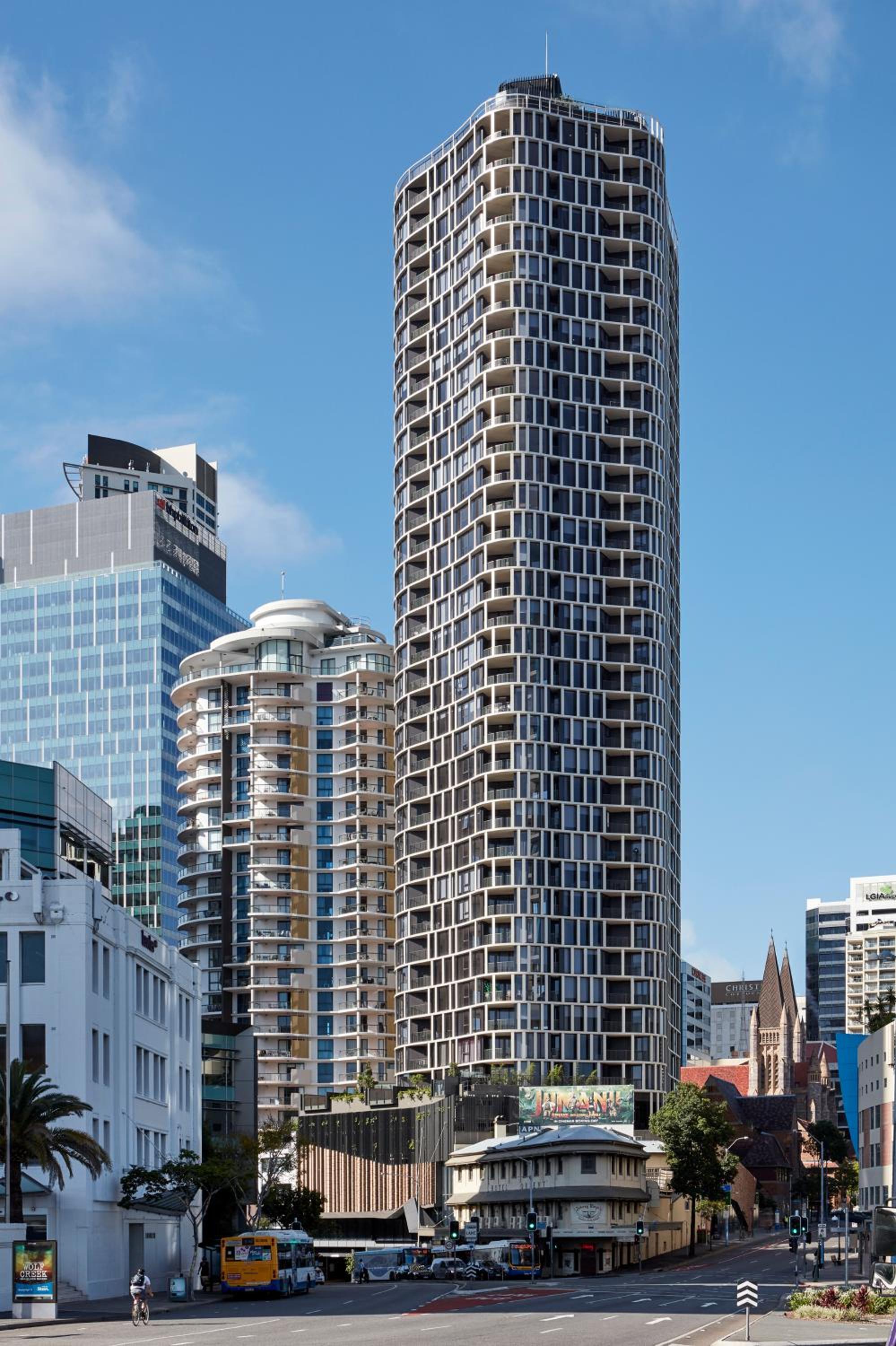 Hotel Spire Residences by the Spire Manager - Image 1