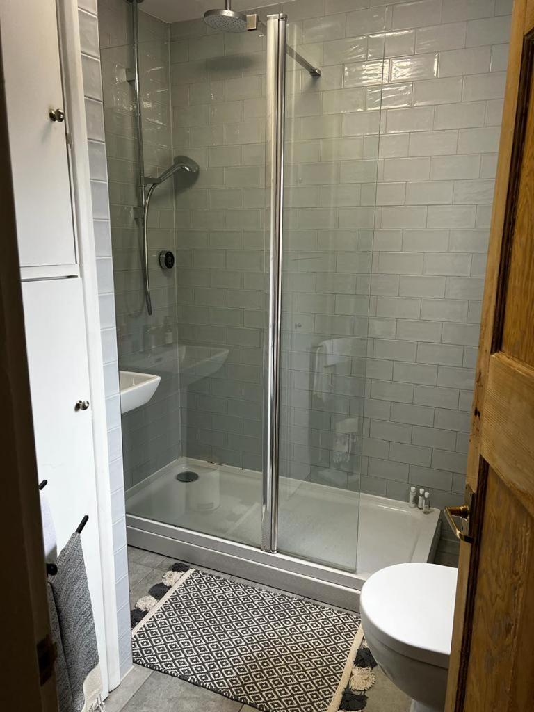 Luxury apartment, 60 High St, St Martins view 5