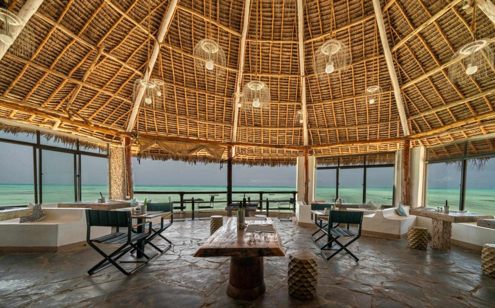 Salt & Coral Hotel and Restaurant