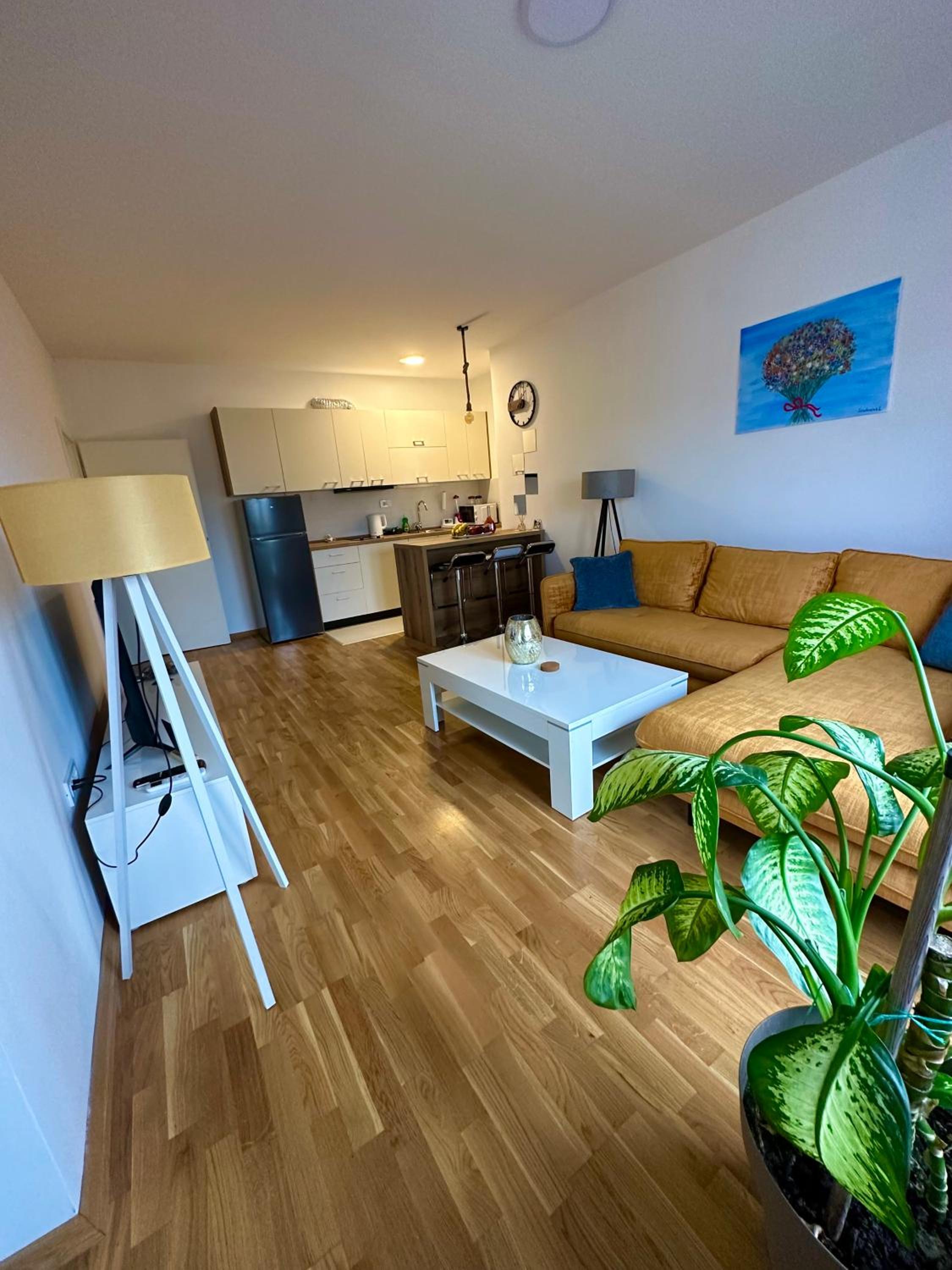 The Golden 7 - near city center & free parking - Apartment Skopje view 5