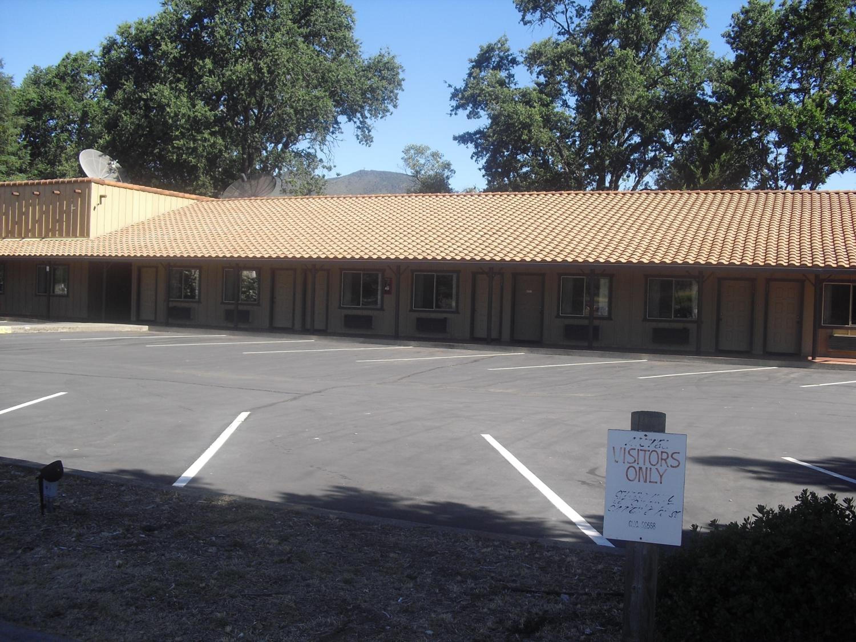 Creekside Lodge