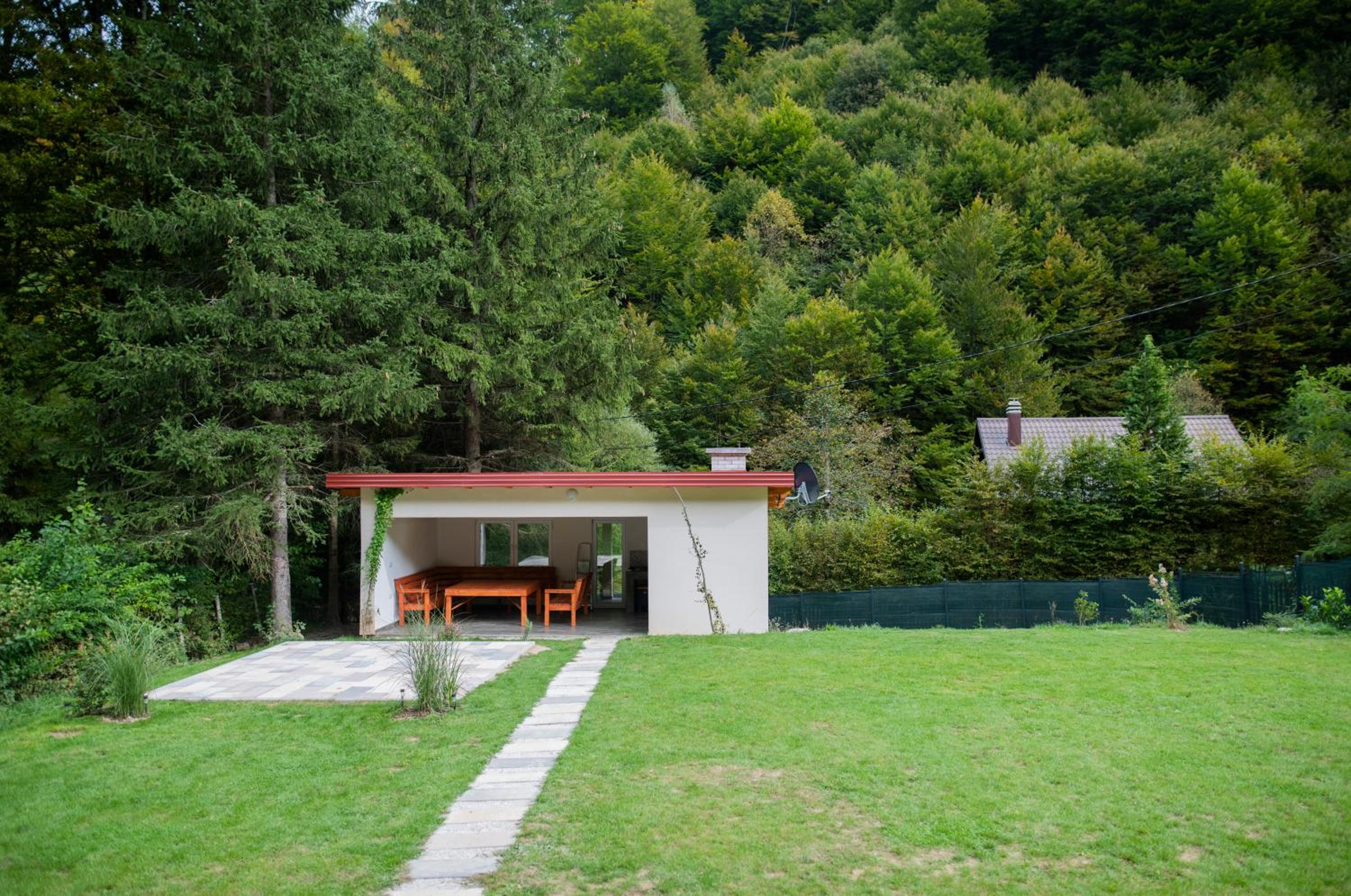Villa Rivus - Private Family Retreat near Sarajevo