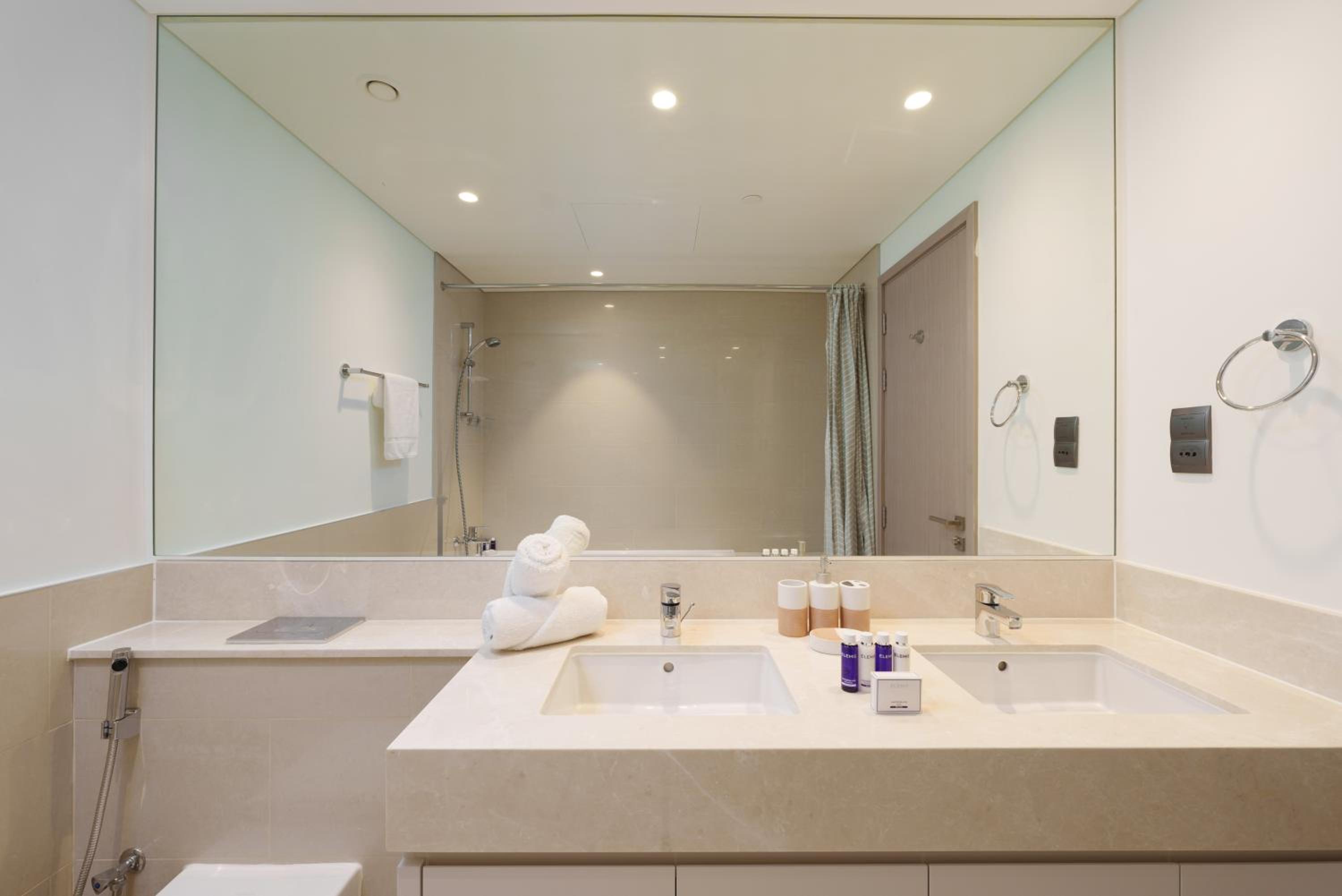 Maison Privee - Luxury 2Bedroom with Burj Khalifa & Fountain Views