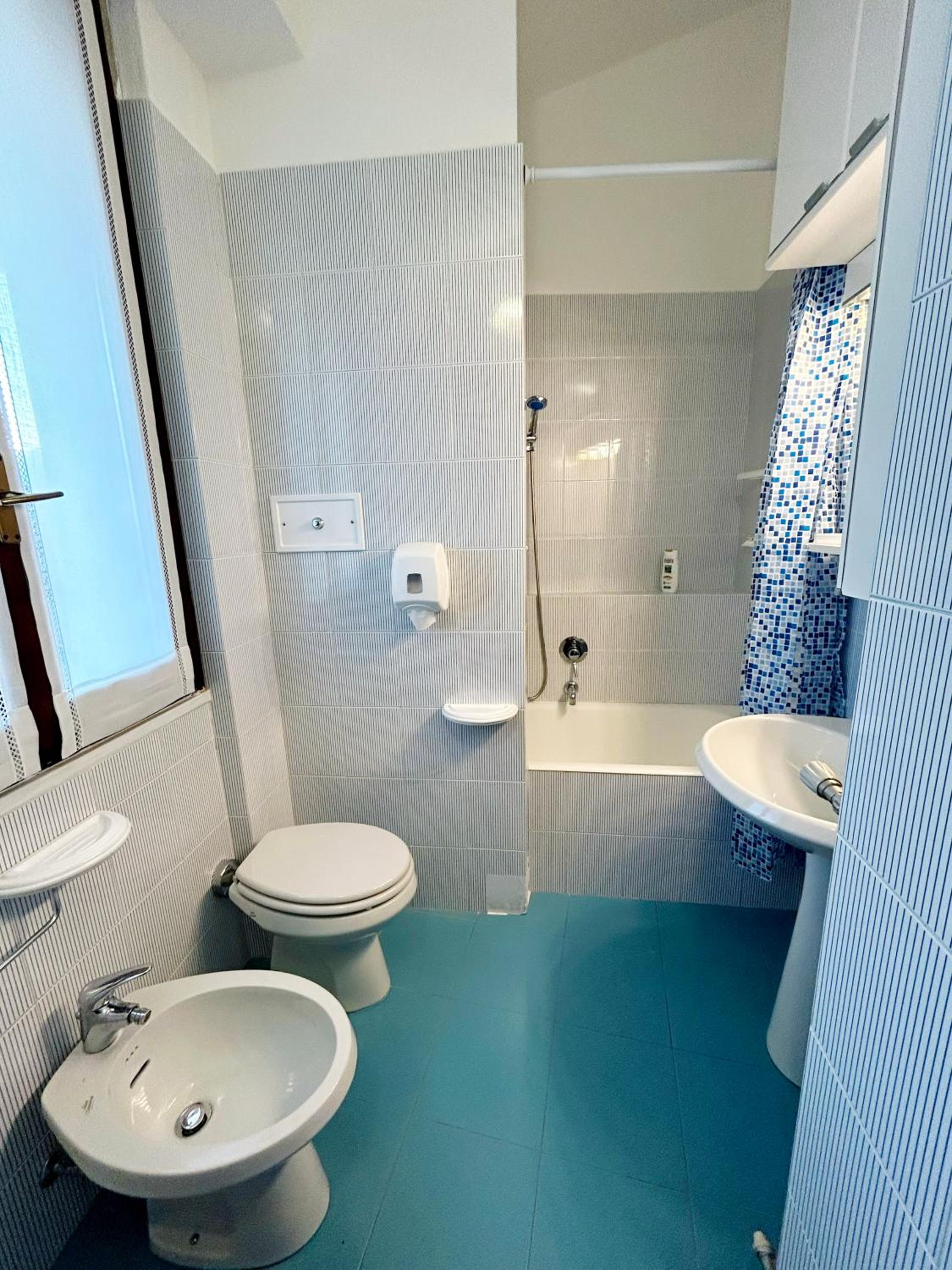 Casa Rossella - Charming Lake Retreat in Rancio view 2