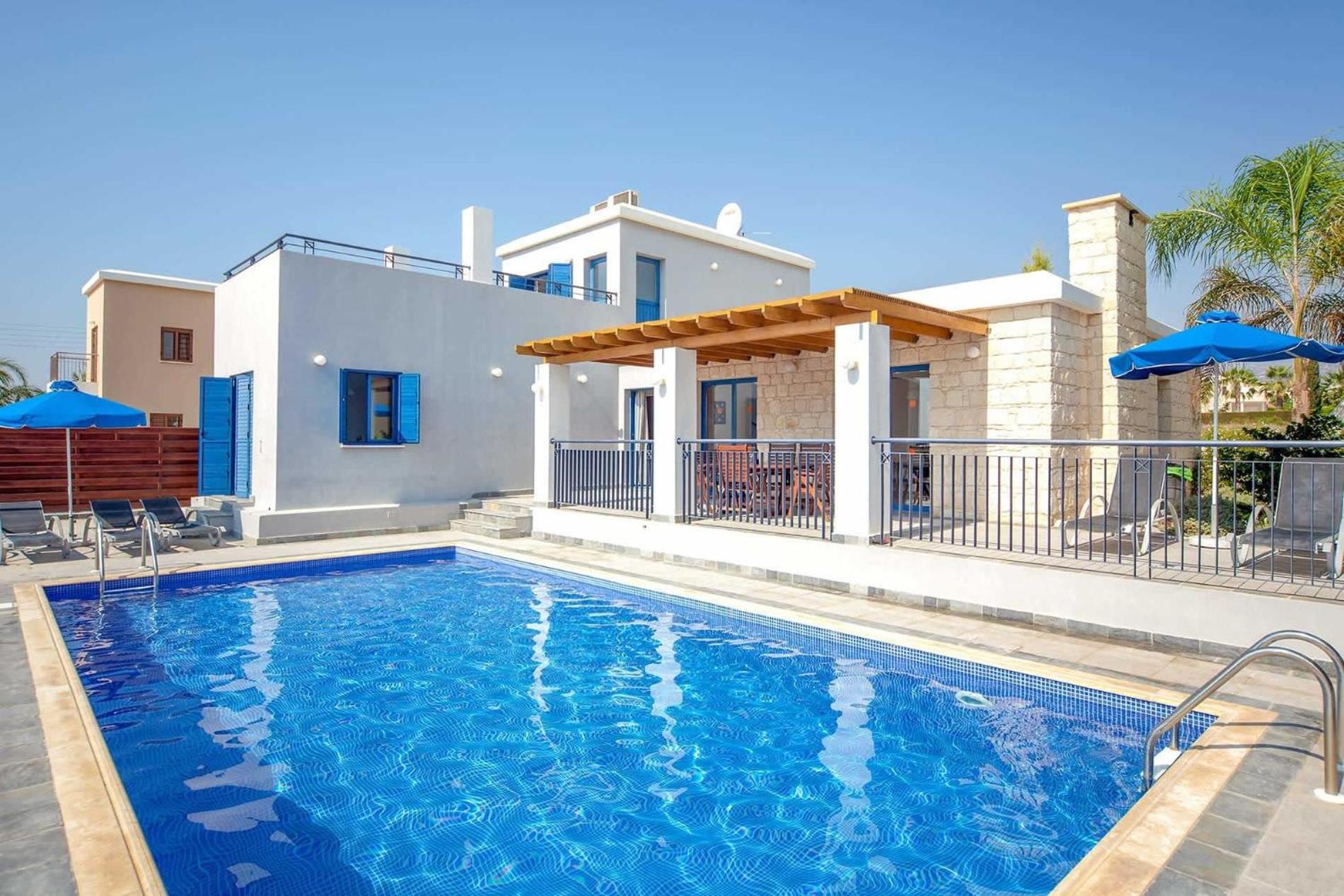 Luxury Coral Bay Villa - Villa Coral Olympus Apollon - 3 Bedrooms - Private Pool - Central Location