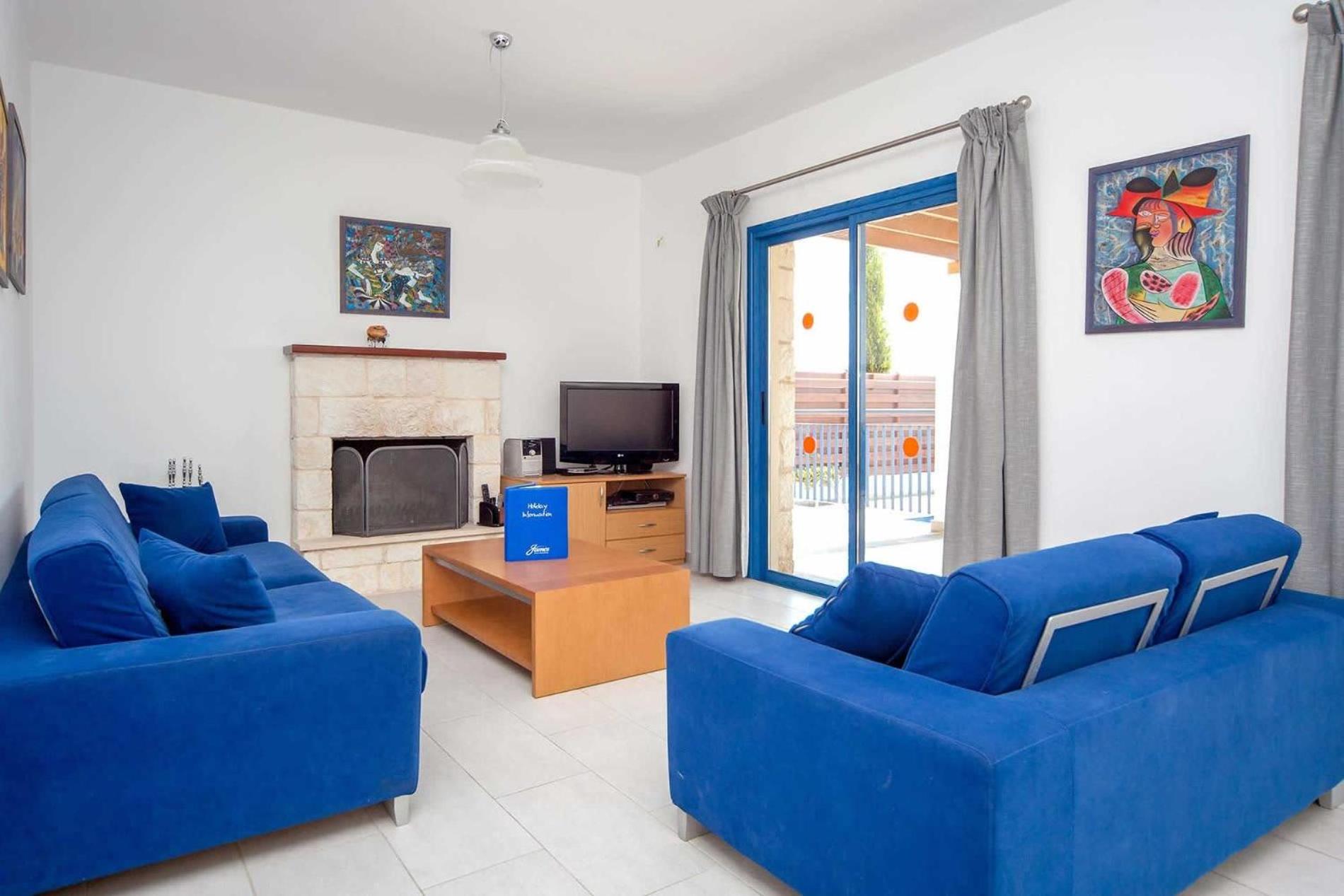 Luxury Coral Bay Villa - Villa Coral Olympus Apollon - 3 Bedrooms - Private Pool - Central Location