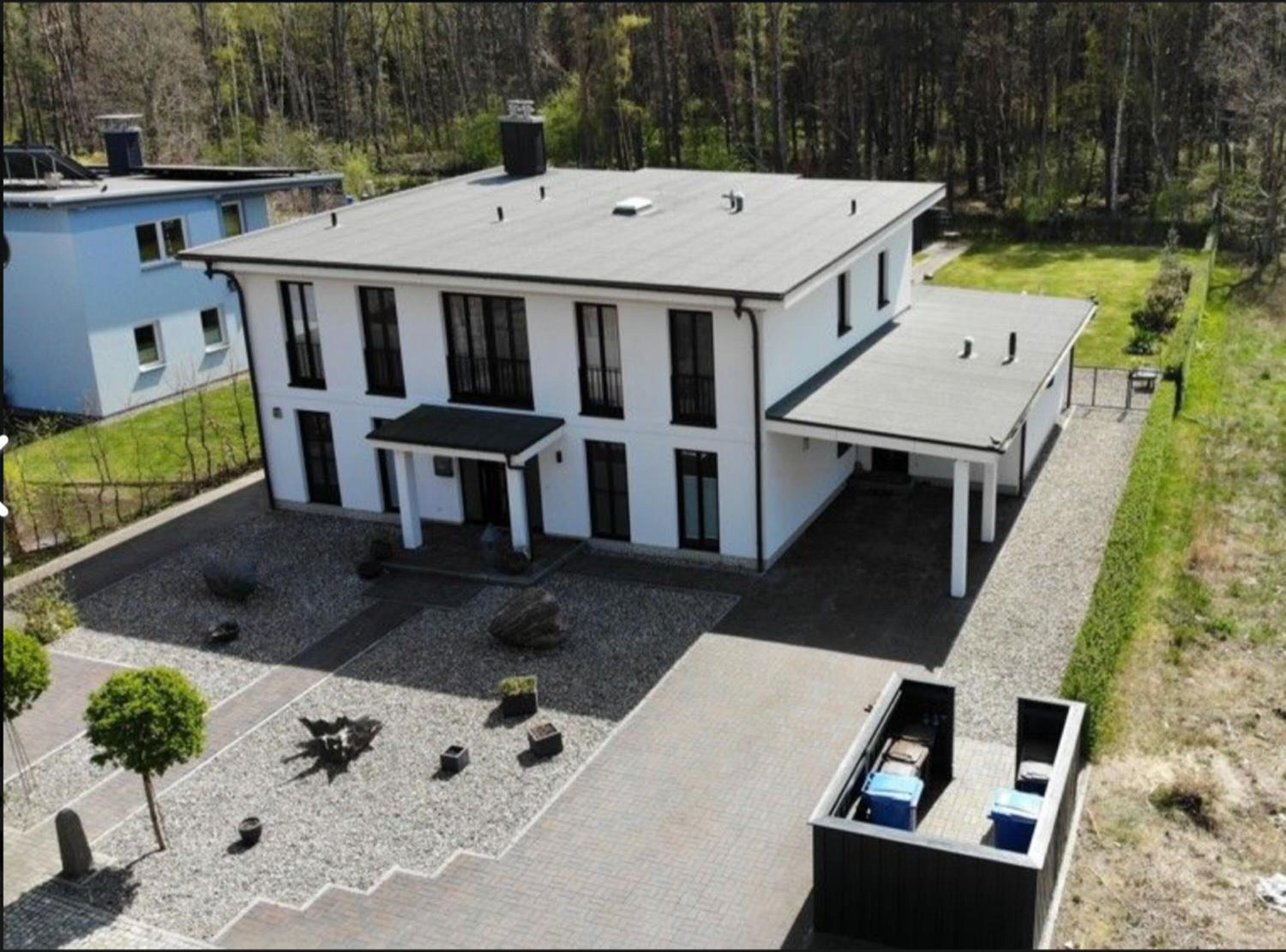 Direkt am Waldrand mit Balkon und in Strandnähe - Ferienwohnung Cosmo