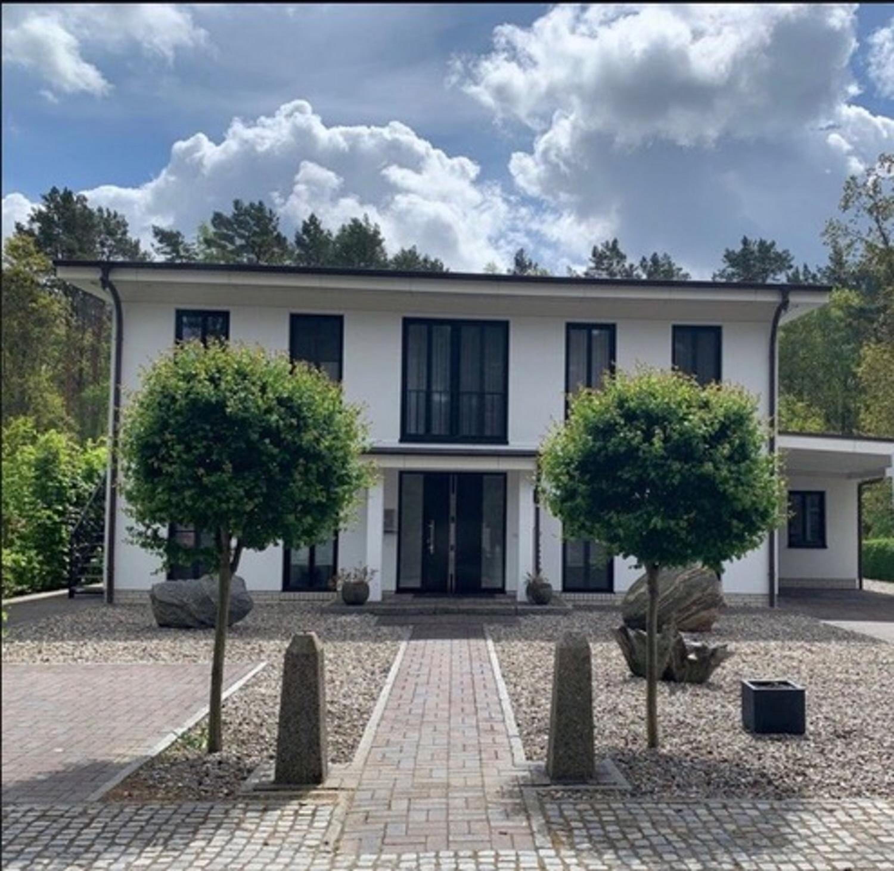Direkt am Waldrand mit Balkon und in Strandnähe - Ferienwohnung Cosmo