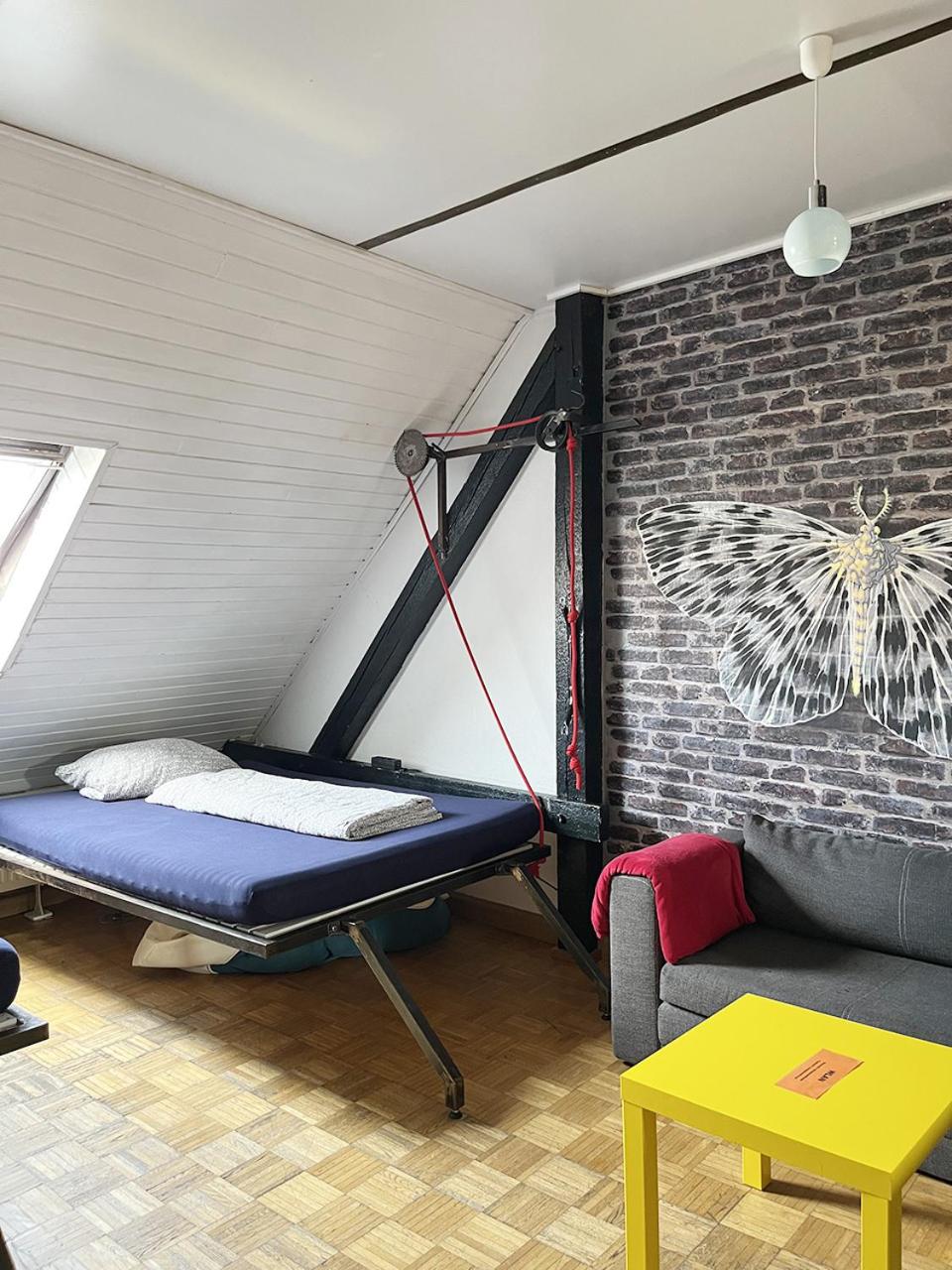 Homeplanet Hostel