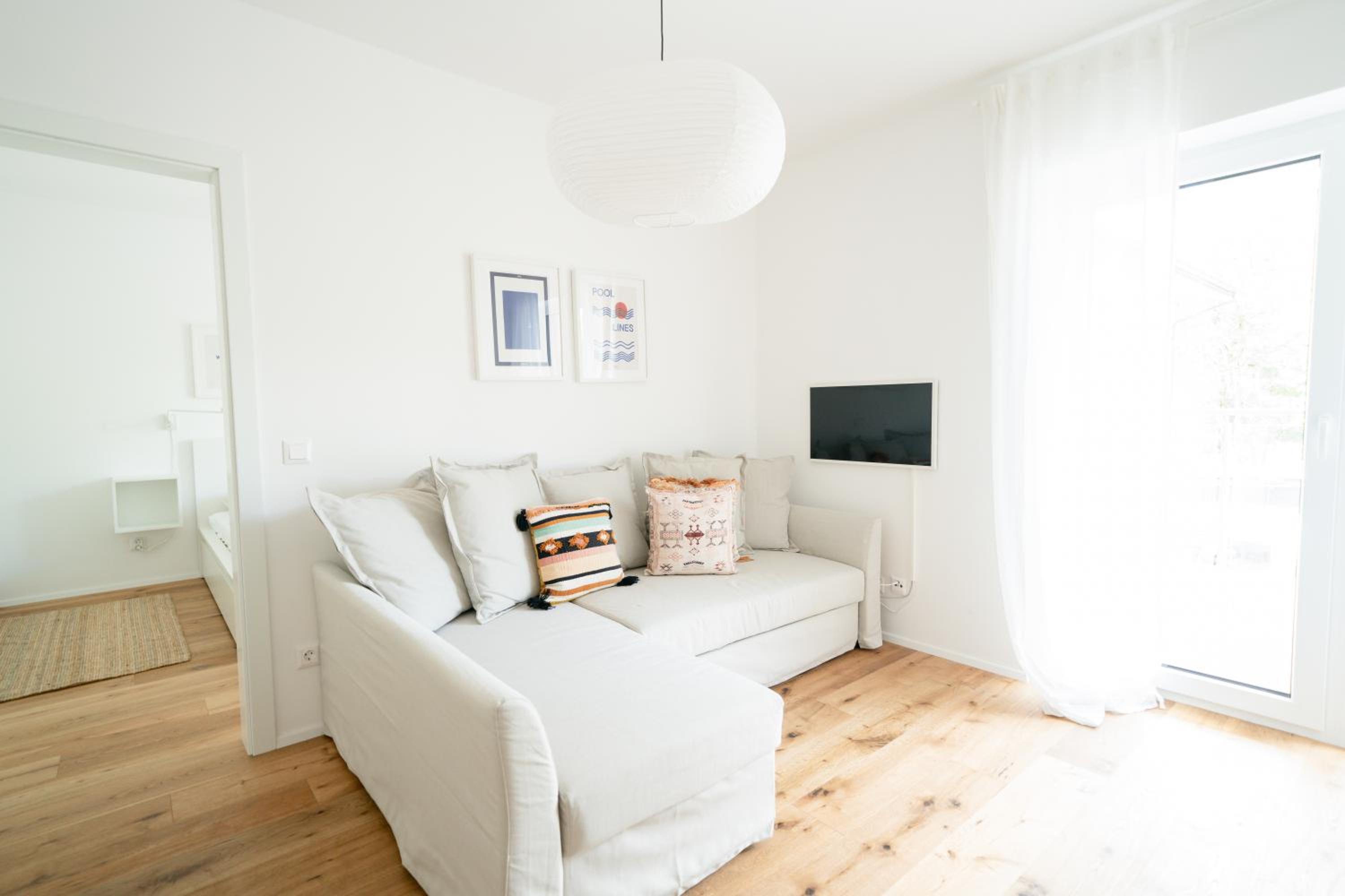 Apartment Seekind view 4