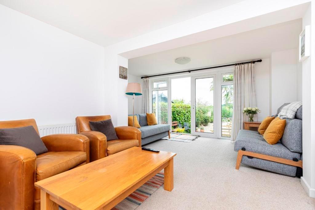 Bournecoast - PET FRIENDLY HOME NEXT TO NATURE RESERVE with STUNNING VIEWS - HB5901 view 2