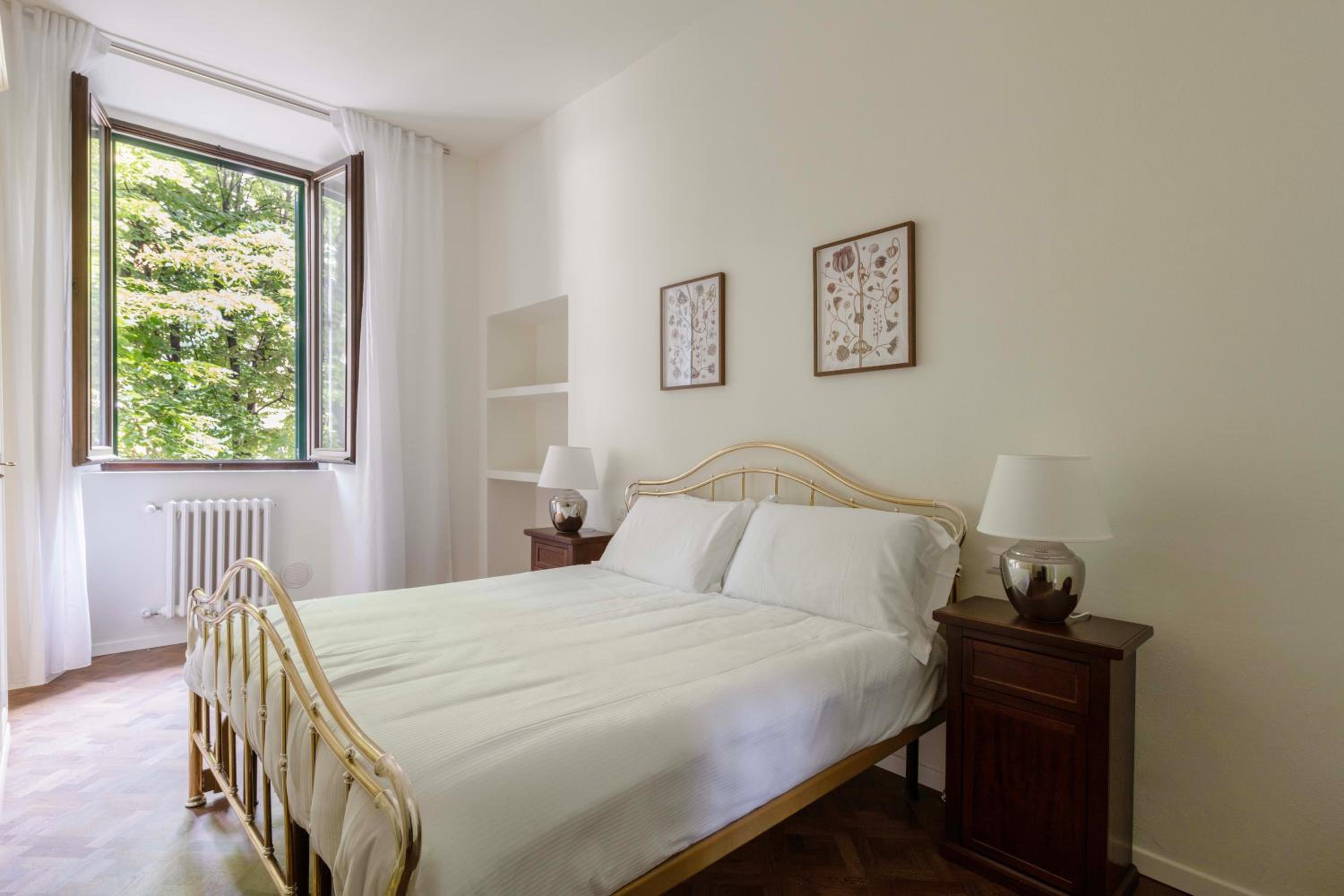 MILANO VOYAGER APARTMENT - 6 guests, 2 BD & 2 BH, Top neighborhood Milan city