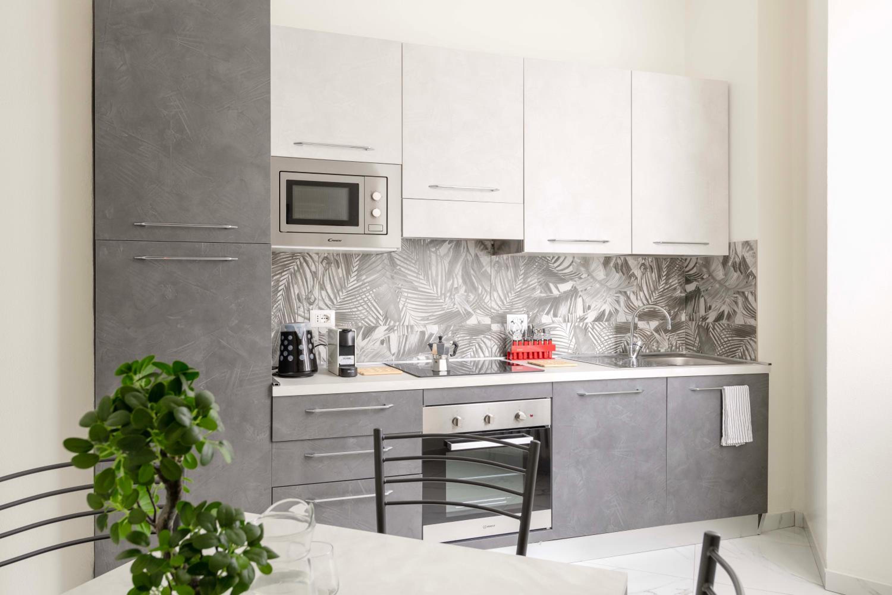 MILANO VOYAGER APARTMENT - 6 guests, 2 BD & 2 BH, Top neighborhood Milan city
