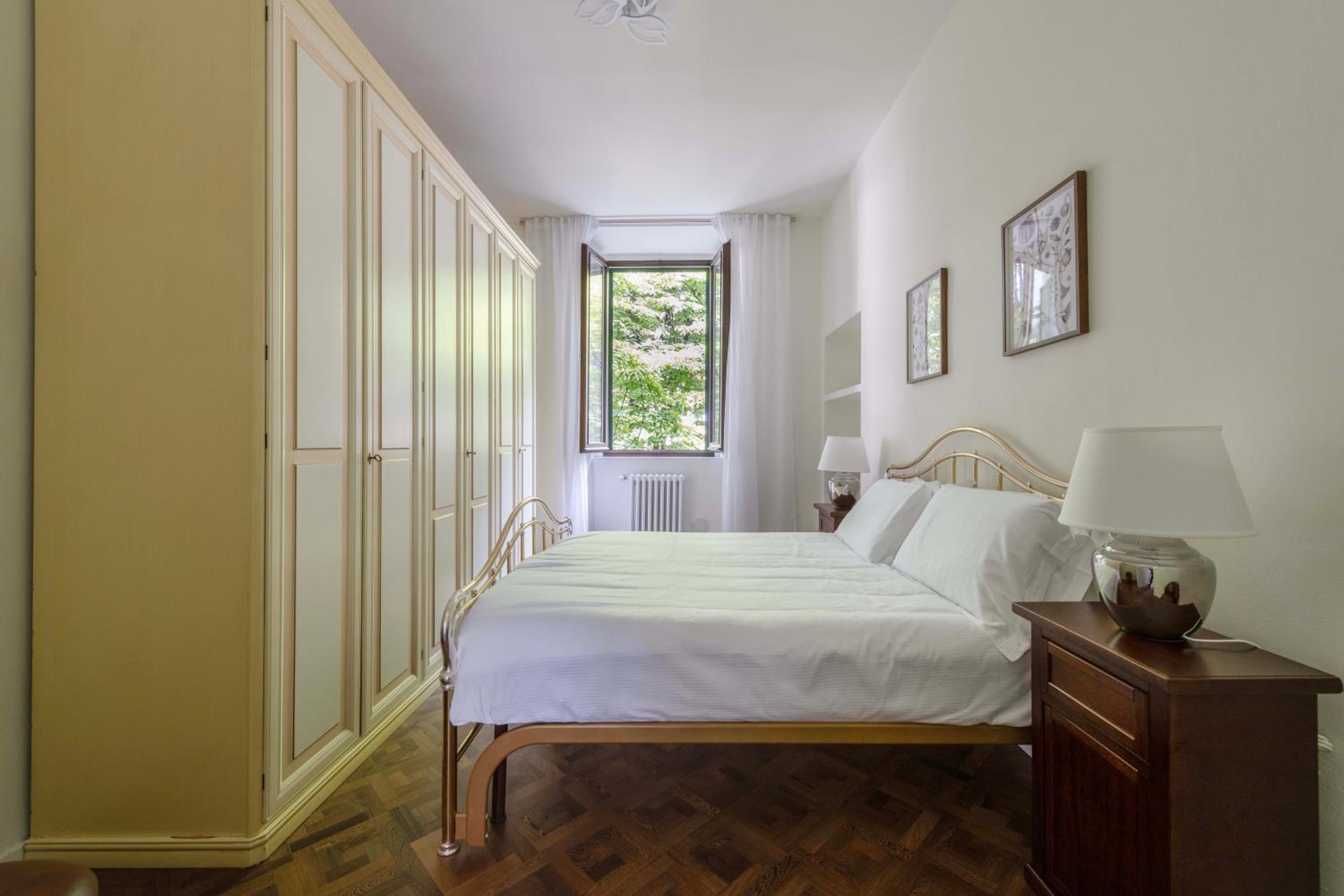 MILANO VOYAGER APARTMENT - 6 guests, 2 BD & 2 BH, Top neighborhood Milan city