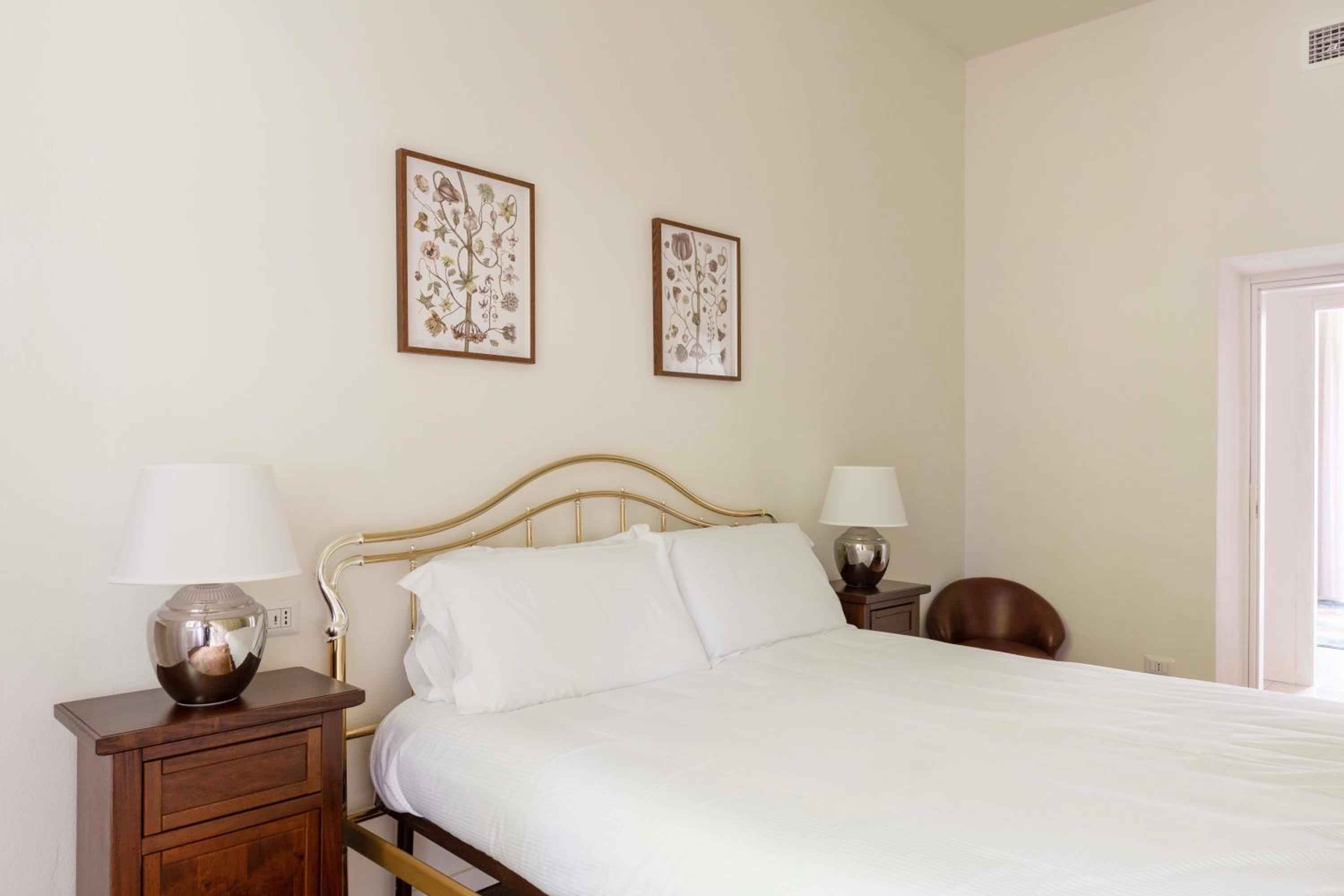 MILANO VOYAGER APARTMENT - 6 guests, 2 BD & 2 BH, Top neighborhood Milan city