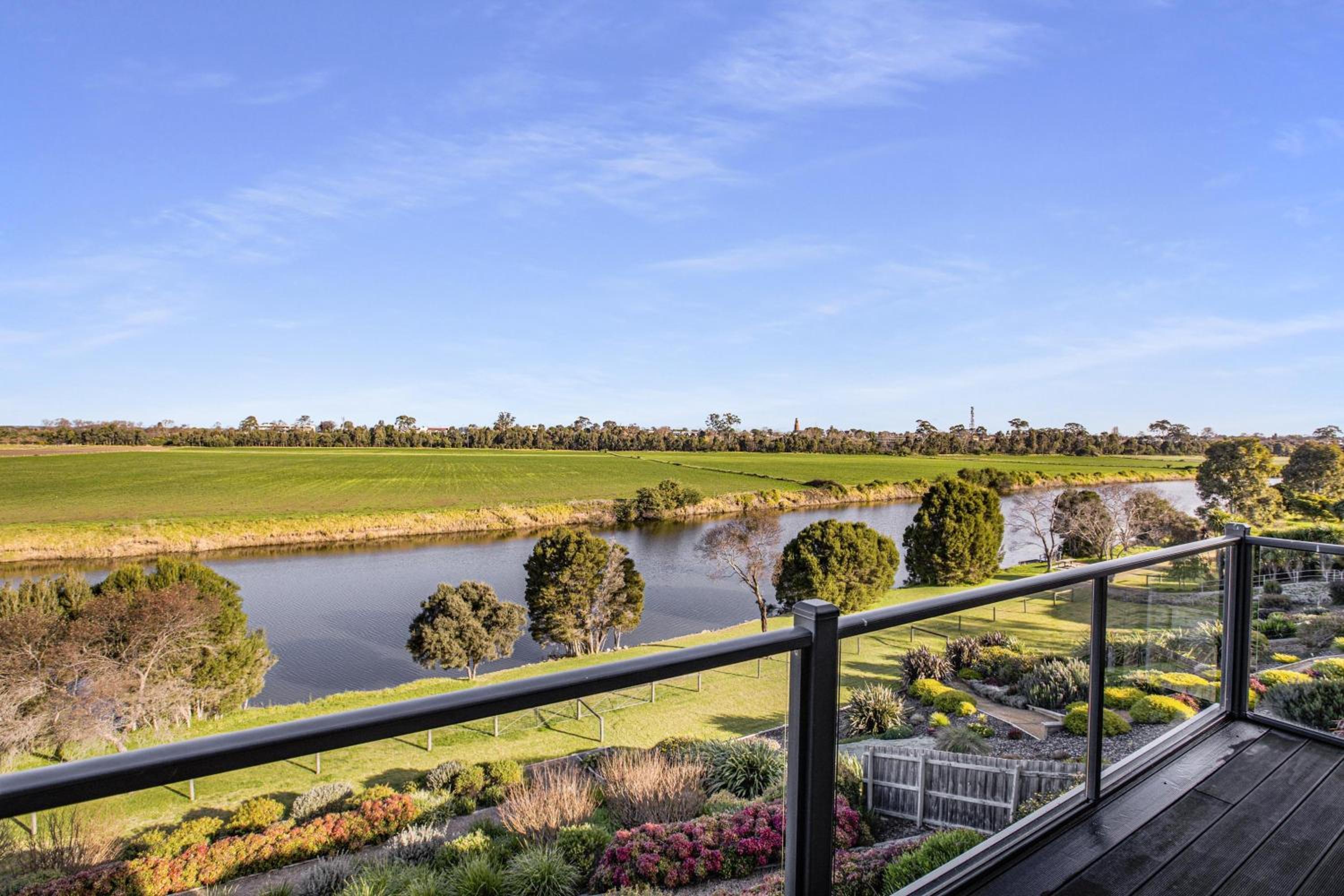 Riverside Haven