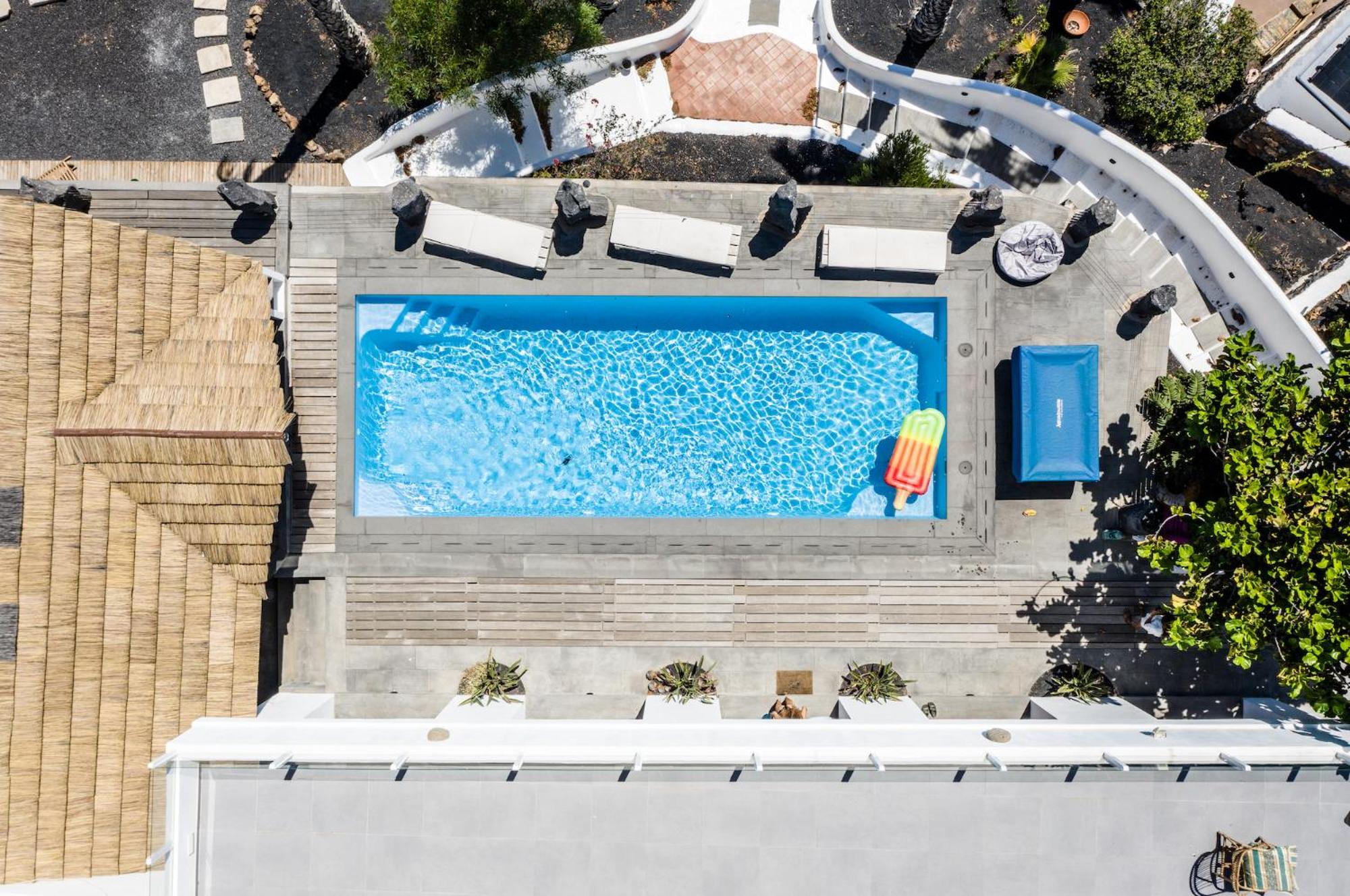 Villa Palacio and Yurt - 2 Pools - Hot Tub - Fantastic Sea Views view 5