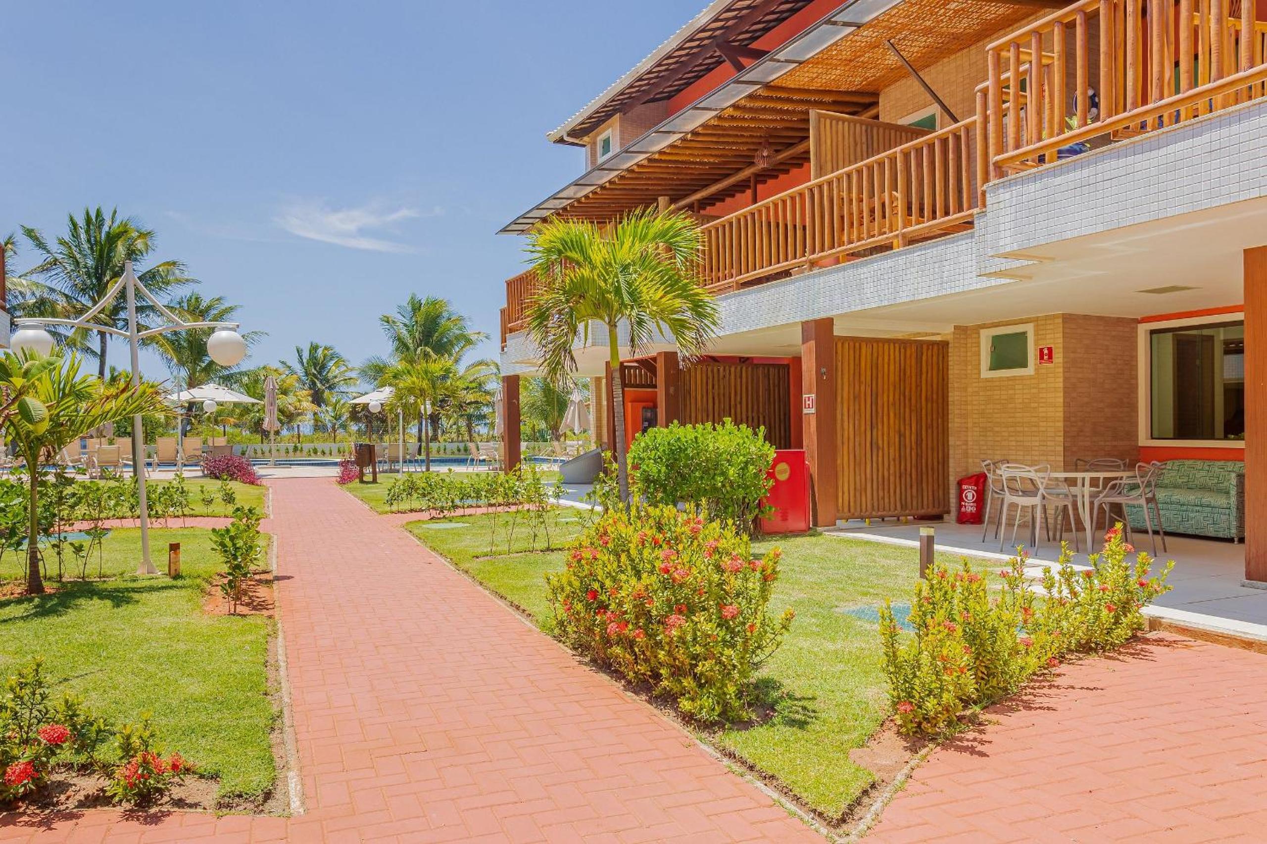 IT09 Beautiful Apartment 2 Suites - Pé na Areia, Itacimirim
