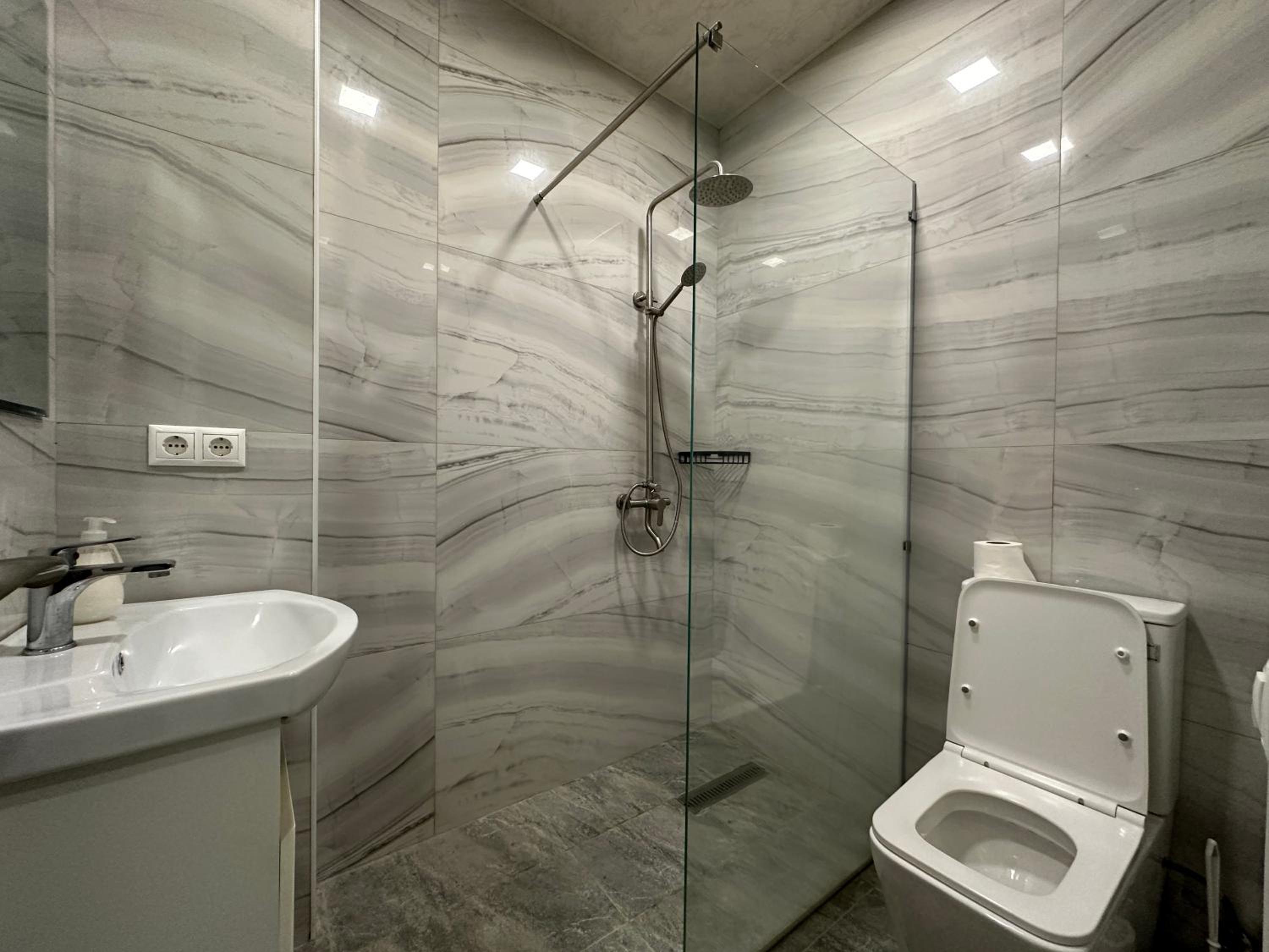 Teryan street, 1 bedroom Modern & Comfy apart. TT882