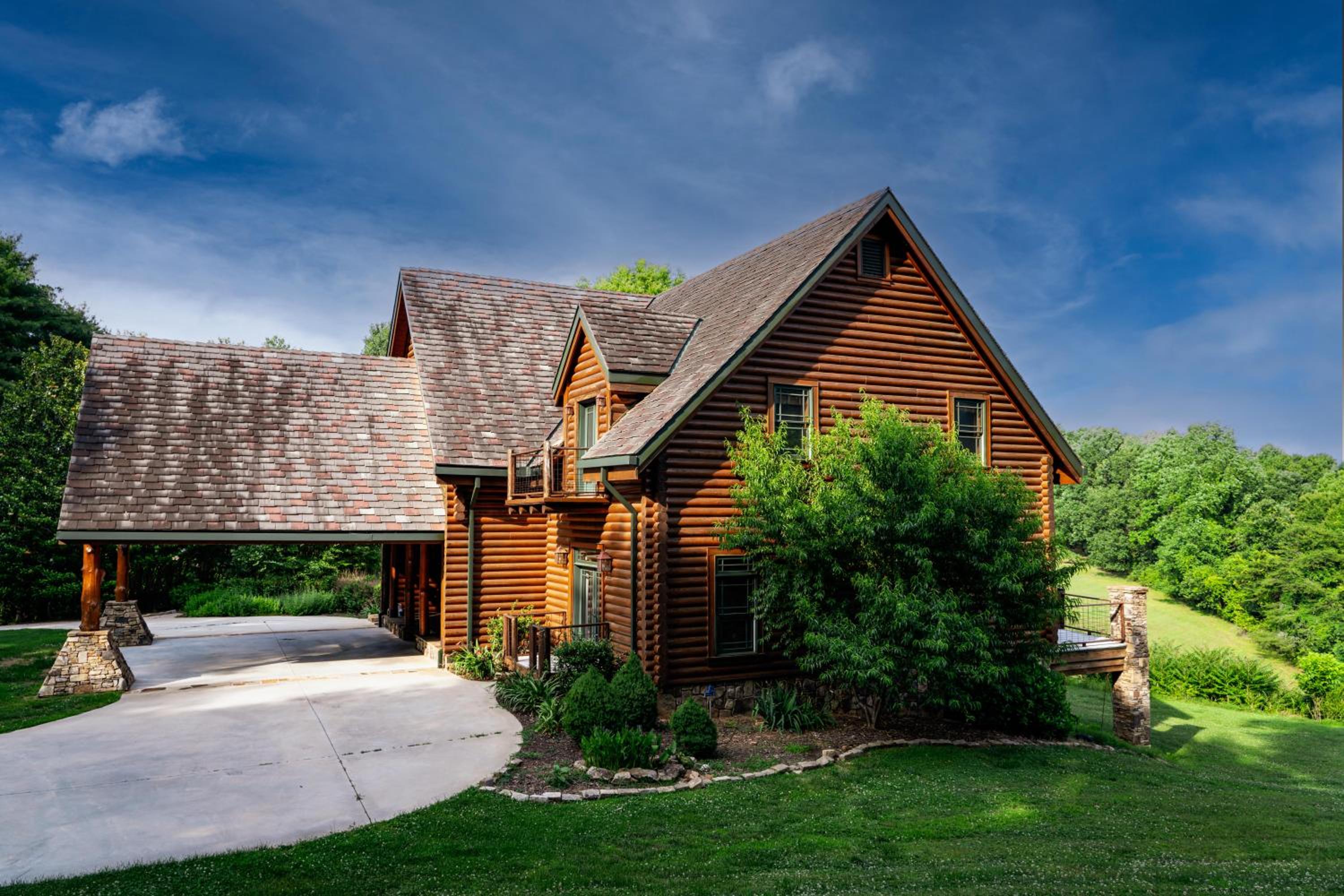 Apple Pie Lodge - Modern Luxury view 2