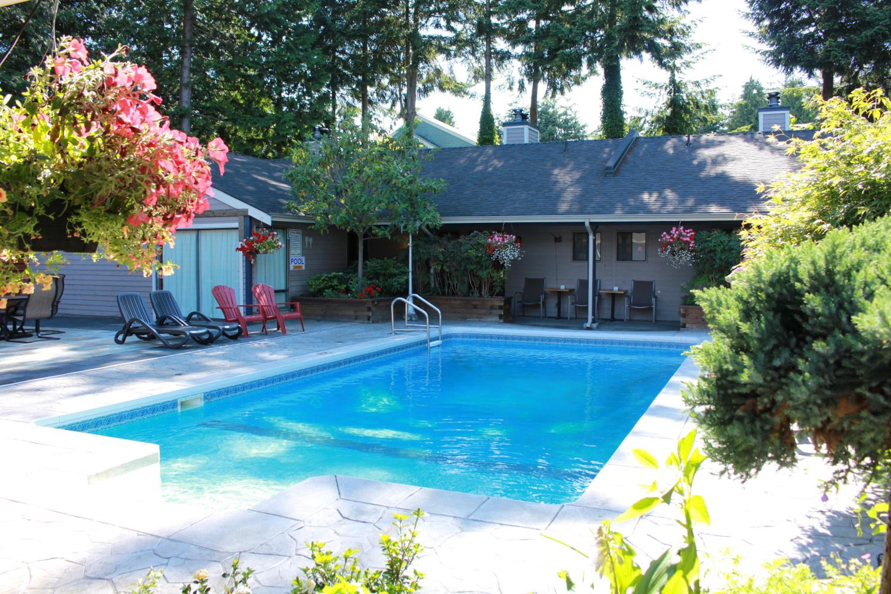 Sunshine Lodge Inn